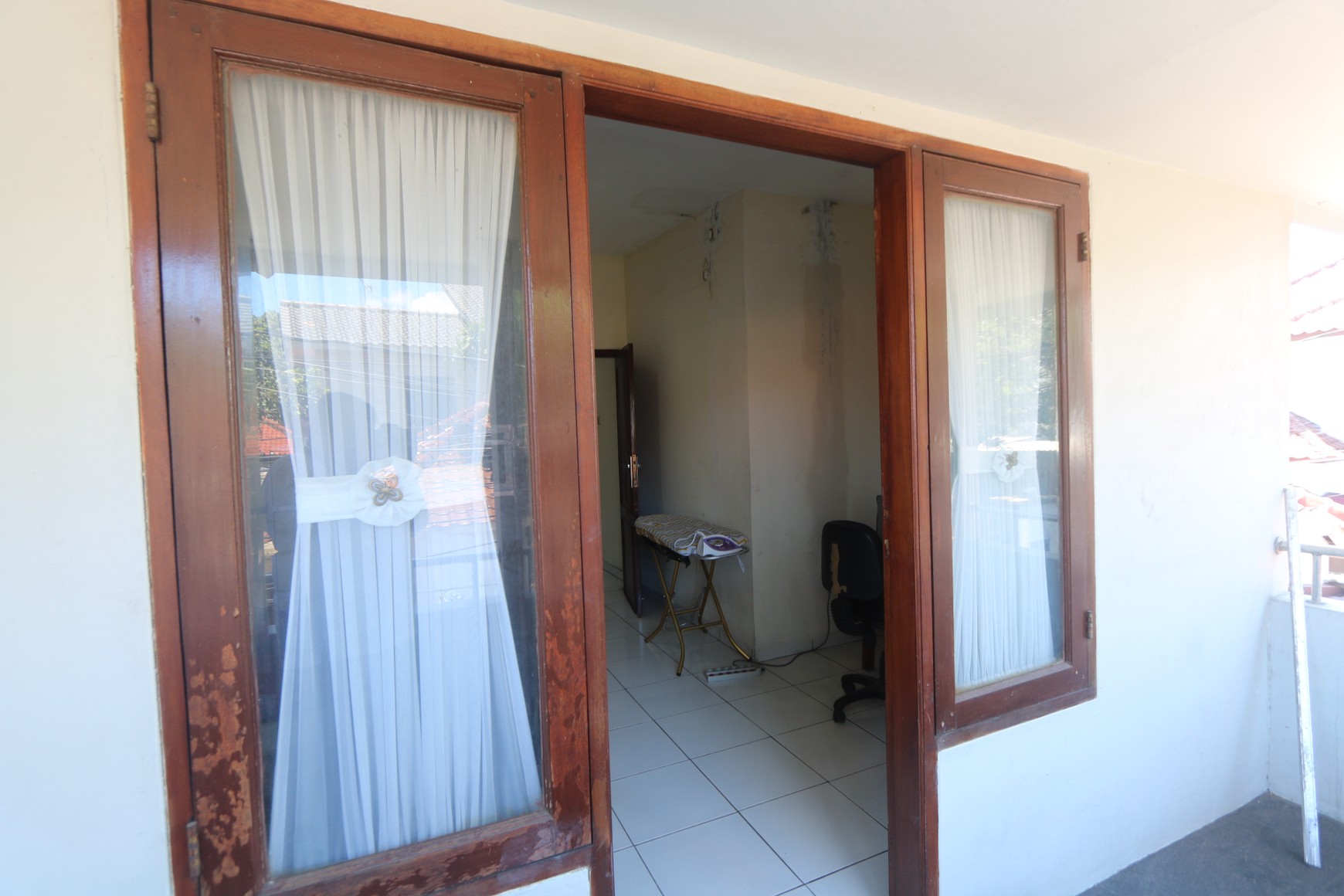 RUMAH HOMEY & COZY DI LOKASI STRATEGIS & ASRI CIRENDEU, BISA UNTUK KANTOR, USAHA #DG