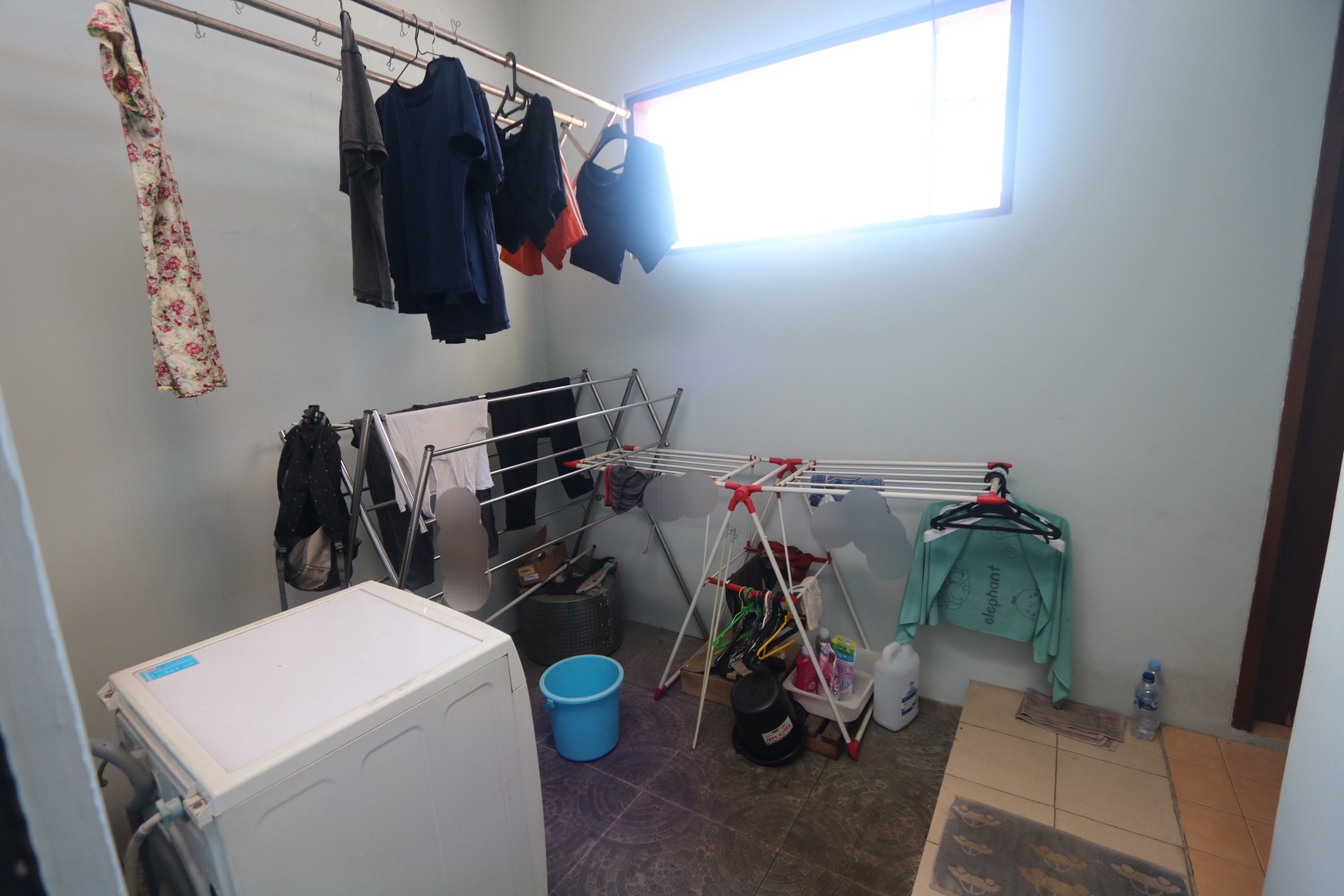RUMAH HOMEY & COZY DI LOKASI STRATEGIS & ASRI CIRENDEU, BISA UNTUK KANTOR, USAHA #DG