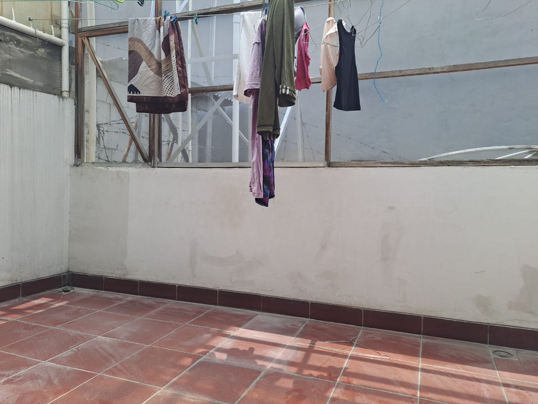 Rumah untuk Kost dapat lansung Huni di Kemanggisan Kebon Jeruk dekat Jalan Panjang