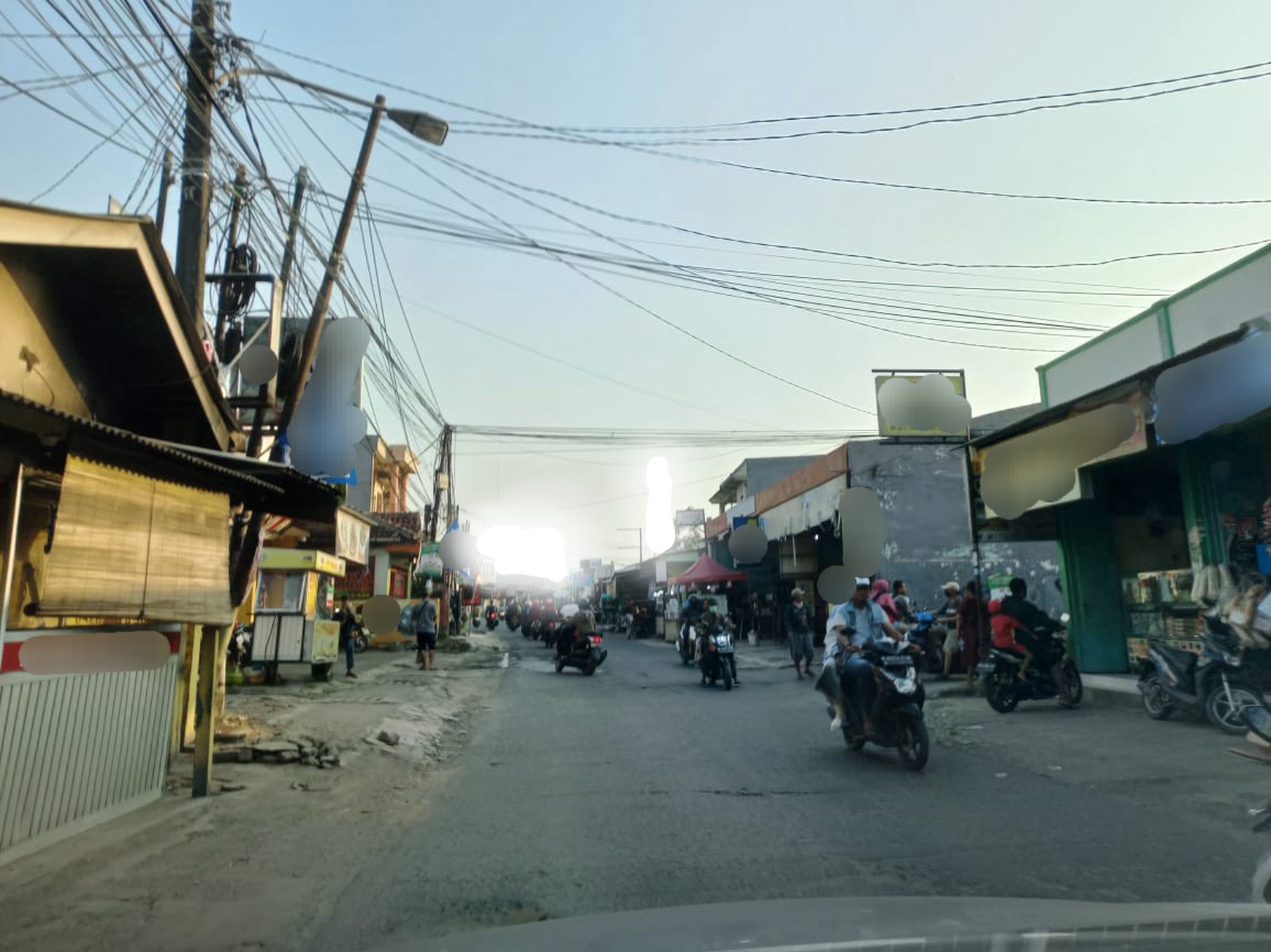 Lahan Komersial Strategis di Bekasi termasuk Bisnisnya , SPBU Aktif dan Minimarket , Harga terbaik.