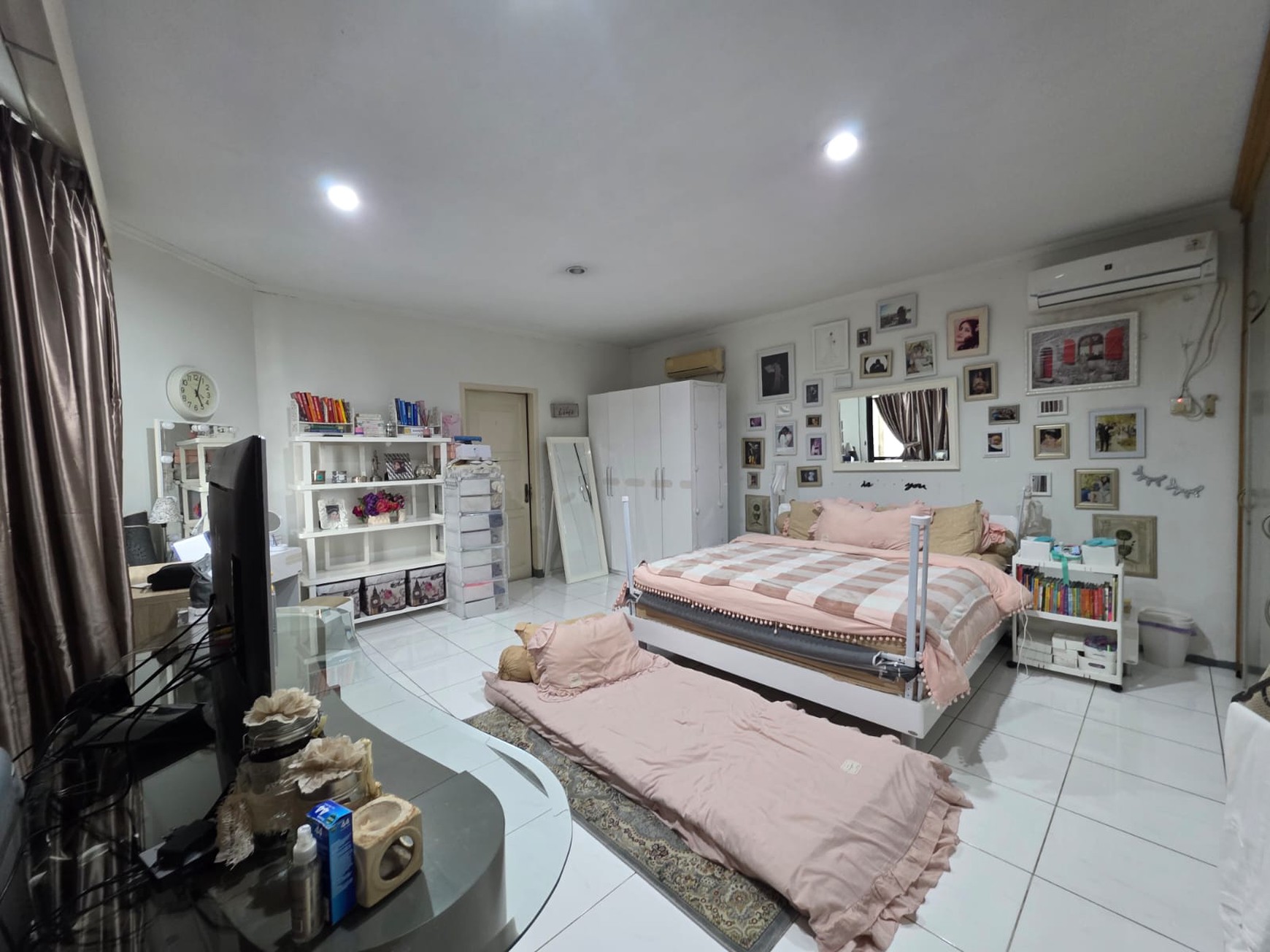 2 Rumah Bagus Connecting Siap Huni dan Asri di Jl Kemang Utara, Kemang, Jakarta Selatan
