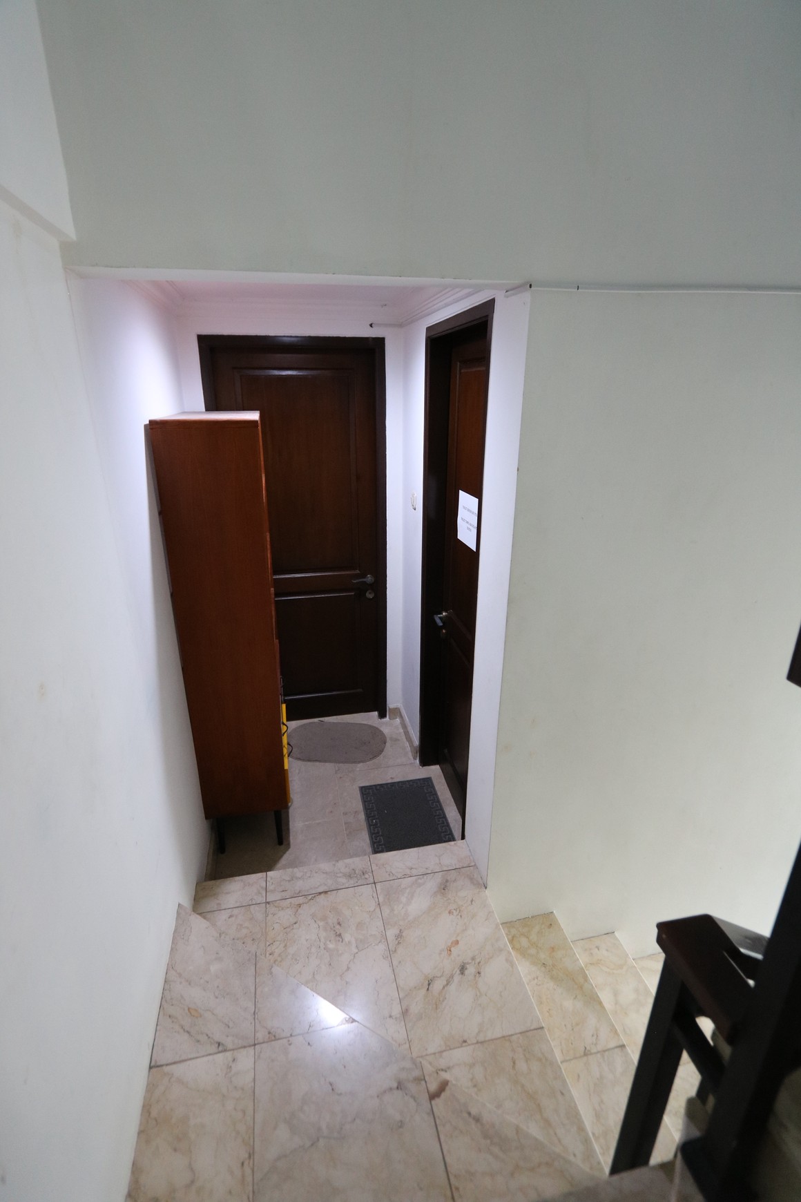 RUMAH MODERN MINIMALIS DENGAN KOLAM RENANG DI JATI PADANG PASAR MINGGU, DEKAT CILANDAK, TB SIMATUPANG / For Sale : A Modern & Minimalist Home with Pool