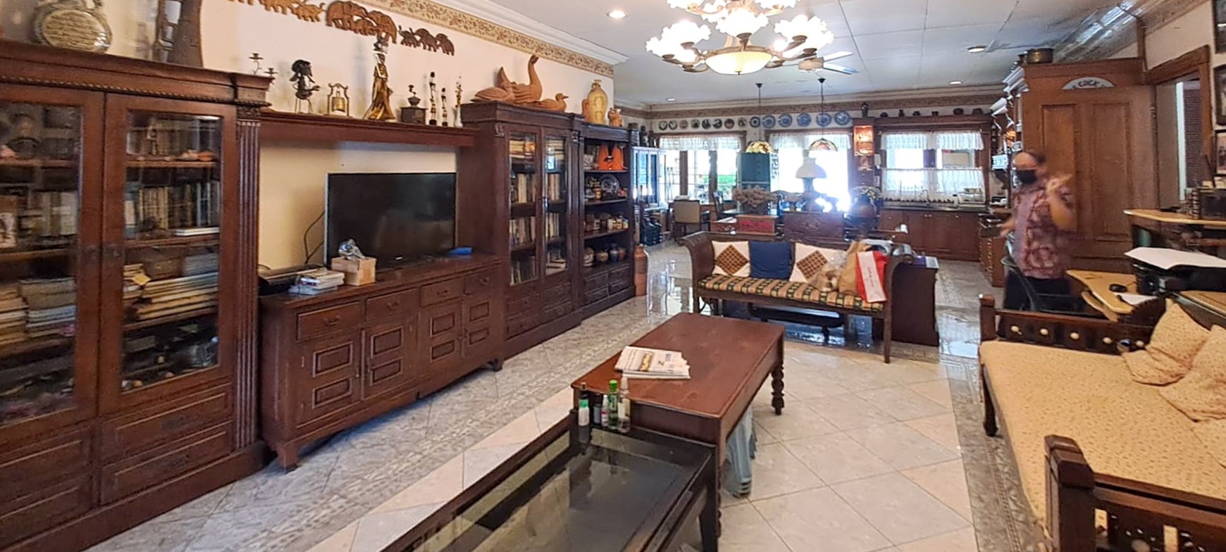 RUMAH MEWAH PONDOK INDAH, DEKAT PONDOK INDAH MAL, AKSES MUDAH KE CILANDAK, KEBAYORAN BARU