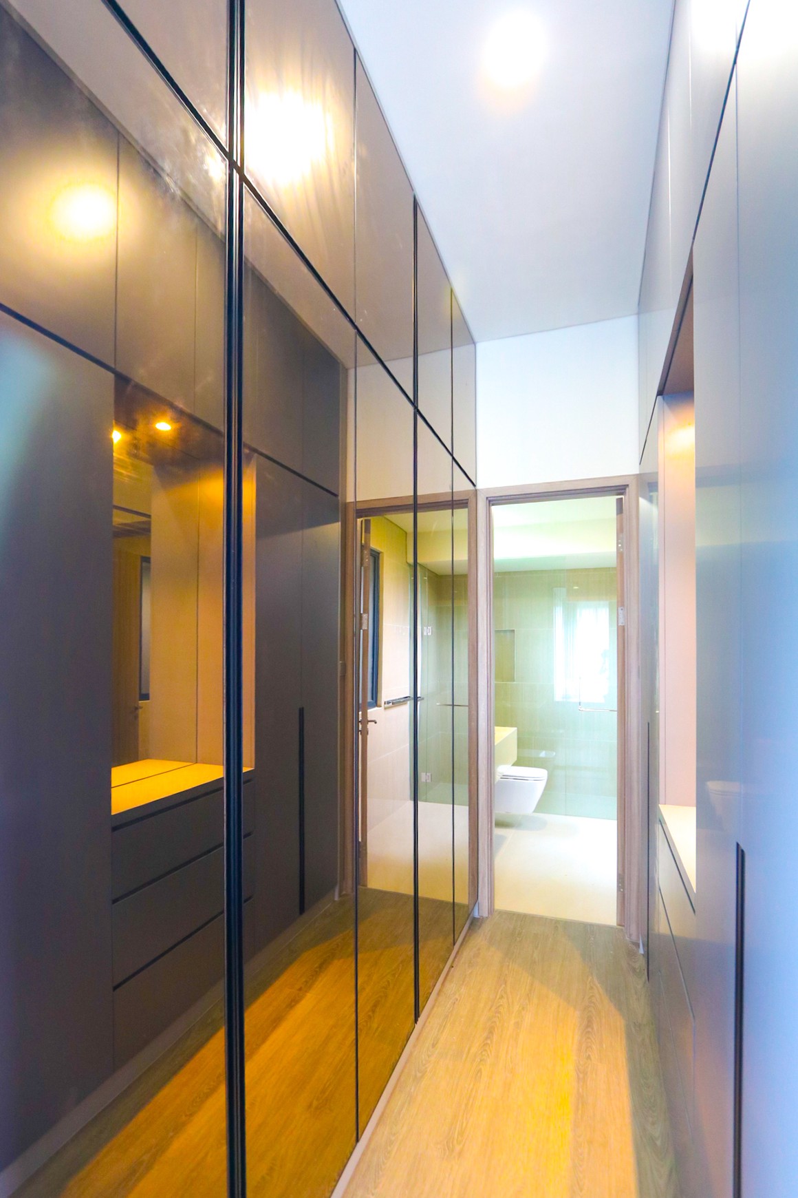 Rumah Hook Minimal dan Modern, Tanglin Parc, Sanctuary Collection Sentul, Suasana Pegunungan yang sejuk
