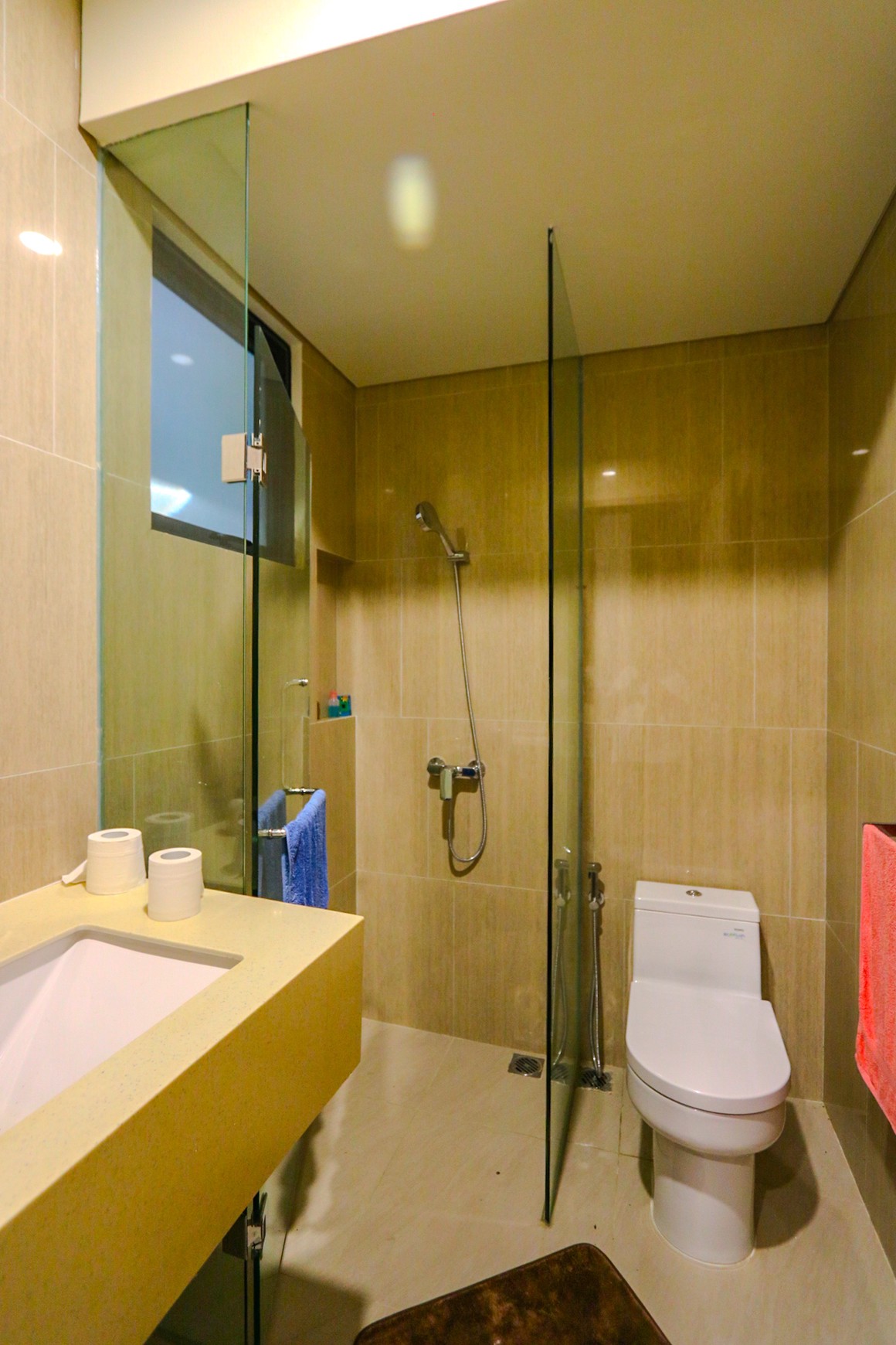 Rumah Hook Minimal dan Modern, Tanglin Parc, Sanctuary Collection Sentul, Suasana Pegunungan yang sejuk