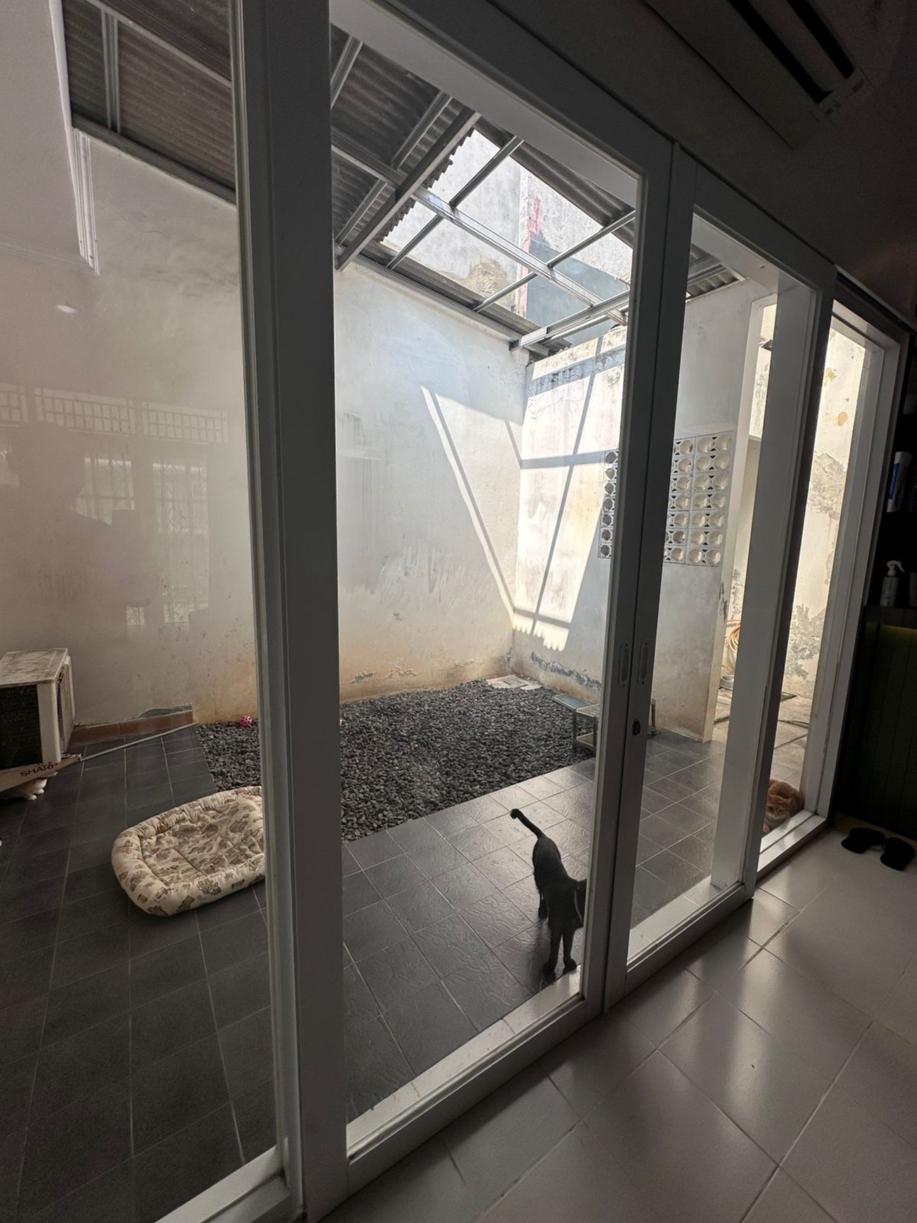 Rumah bagus, 2 lantai di Bintaro Sektor 9