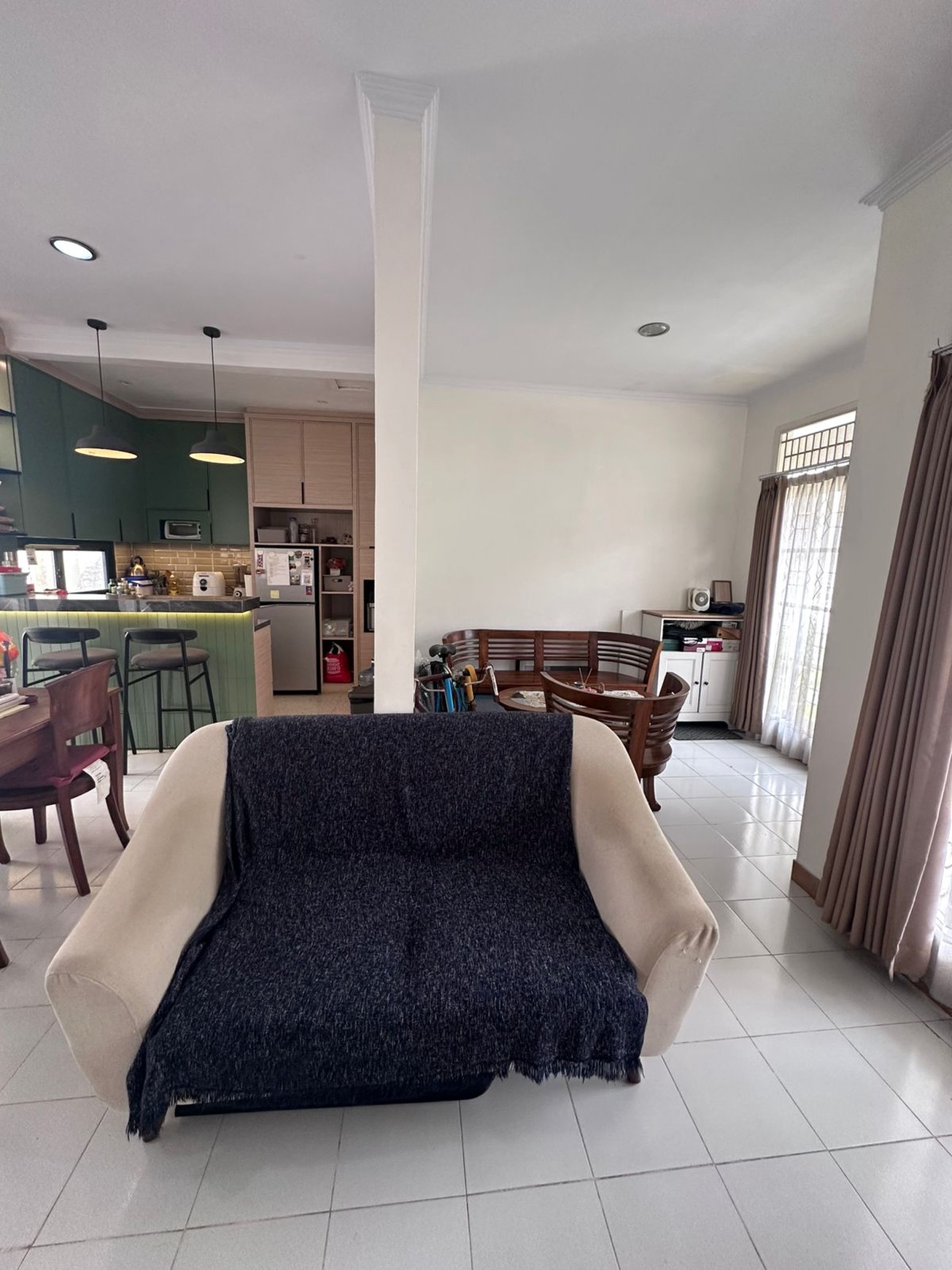 Rumah bagus, 2 lantai di Bintaro Sektor 9