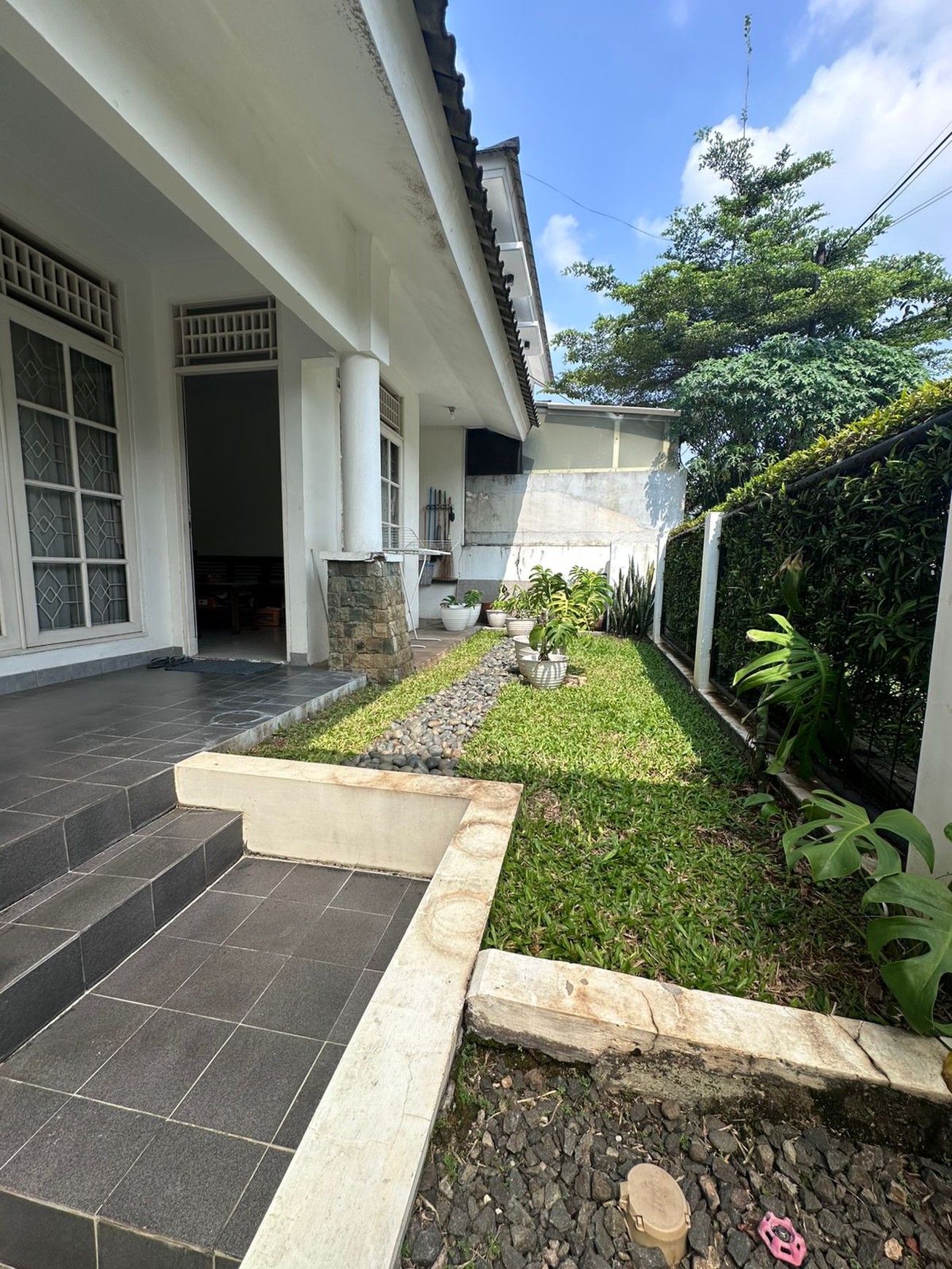 Rumah bagus, 2 lantai di Bintaro Sektor 9