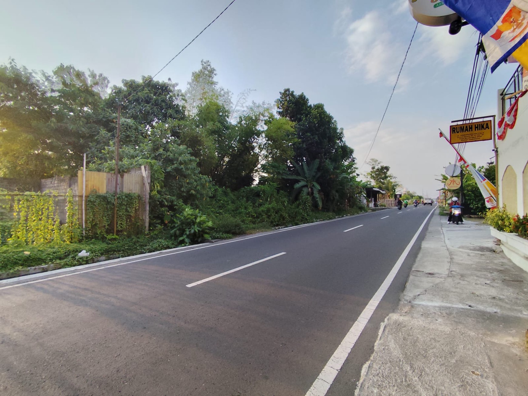 Disewakan Ruko semi Furnish Strategis Lokasi Jalan Kabupaten Sendangadi, Mlati, Sleman