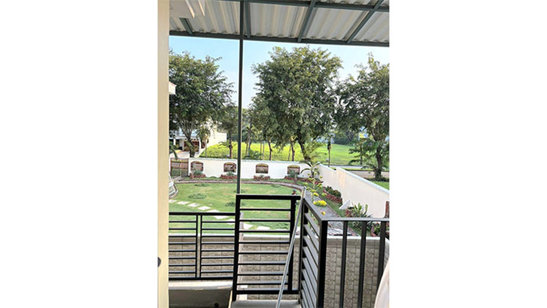 Rumah Forest Green Taman Simpruk, Jl Gn. Singgalang, Cikarang