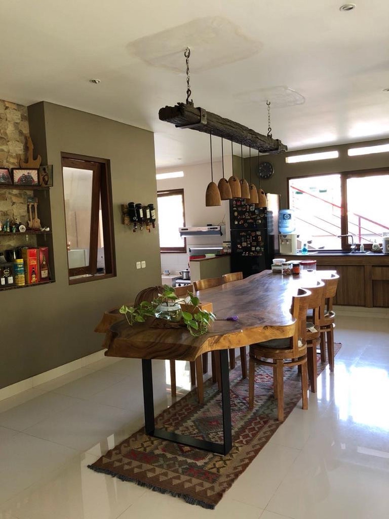 Villa Mewah di Bandung - Sersan Bajuri, Terawat, Siap huni