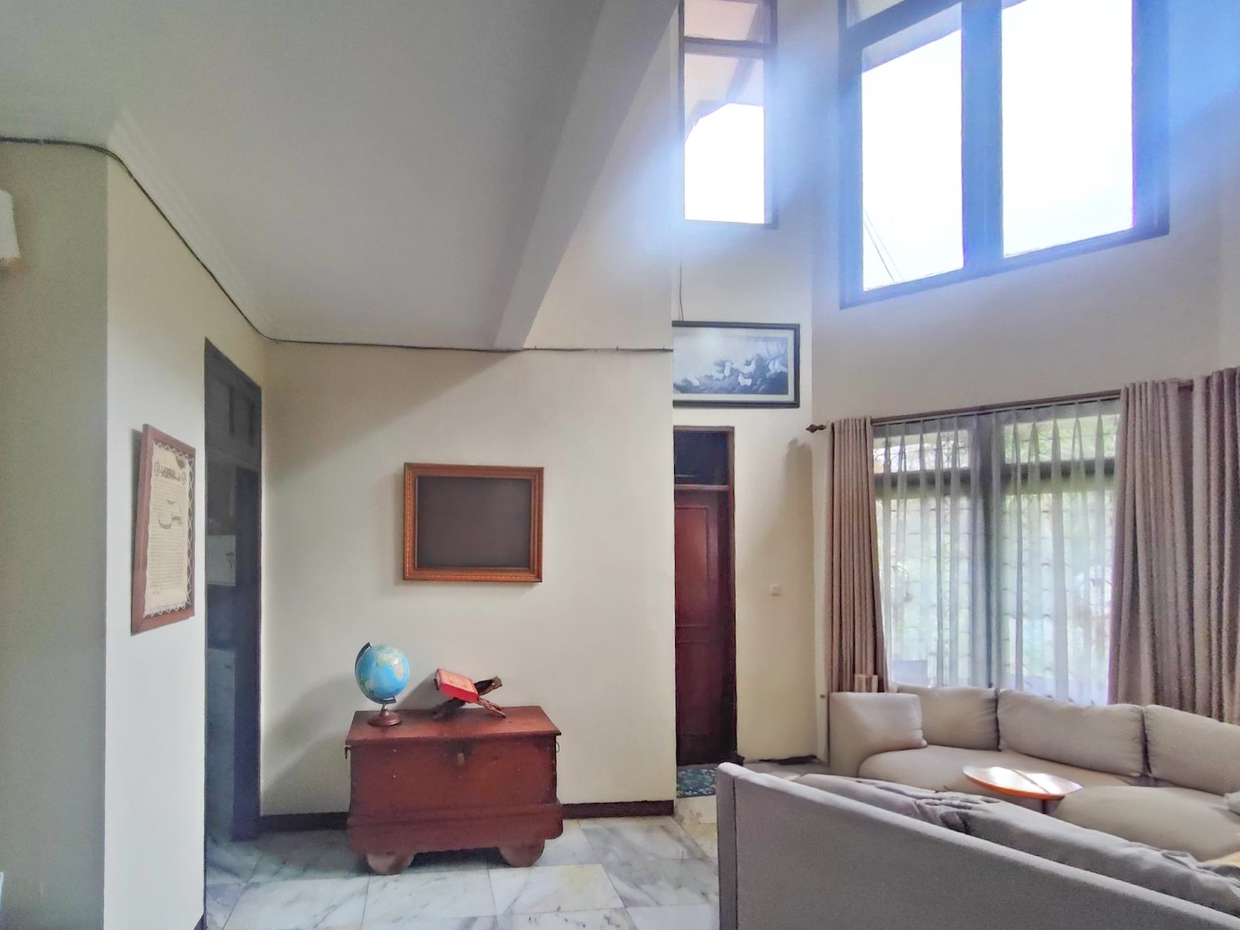 RUMAH HOMEY & STRATEGIS DI PEJATEN, DEKAT KEMANG, CILANDAK, TOL SIMATUPANG