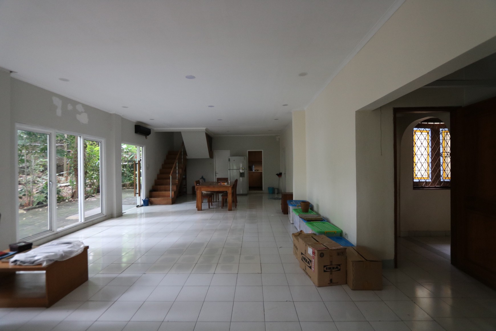 RUMAH NYAMAN HALAMAN LUAS DEKAT MRT, LOKASI STRATEGIS CIPETE SELATAN CILANDAK