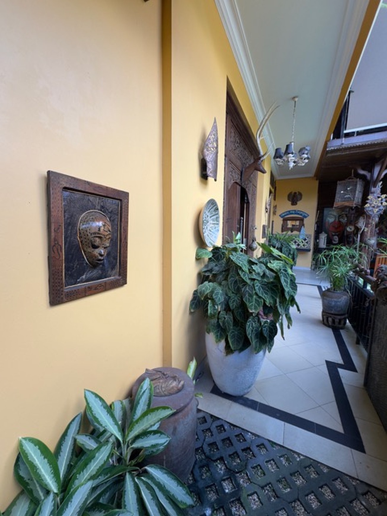 For Sale Two Artistic & Tropical Estate Buildings in Kemenuh, Gianyar