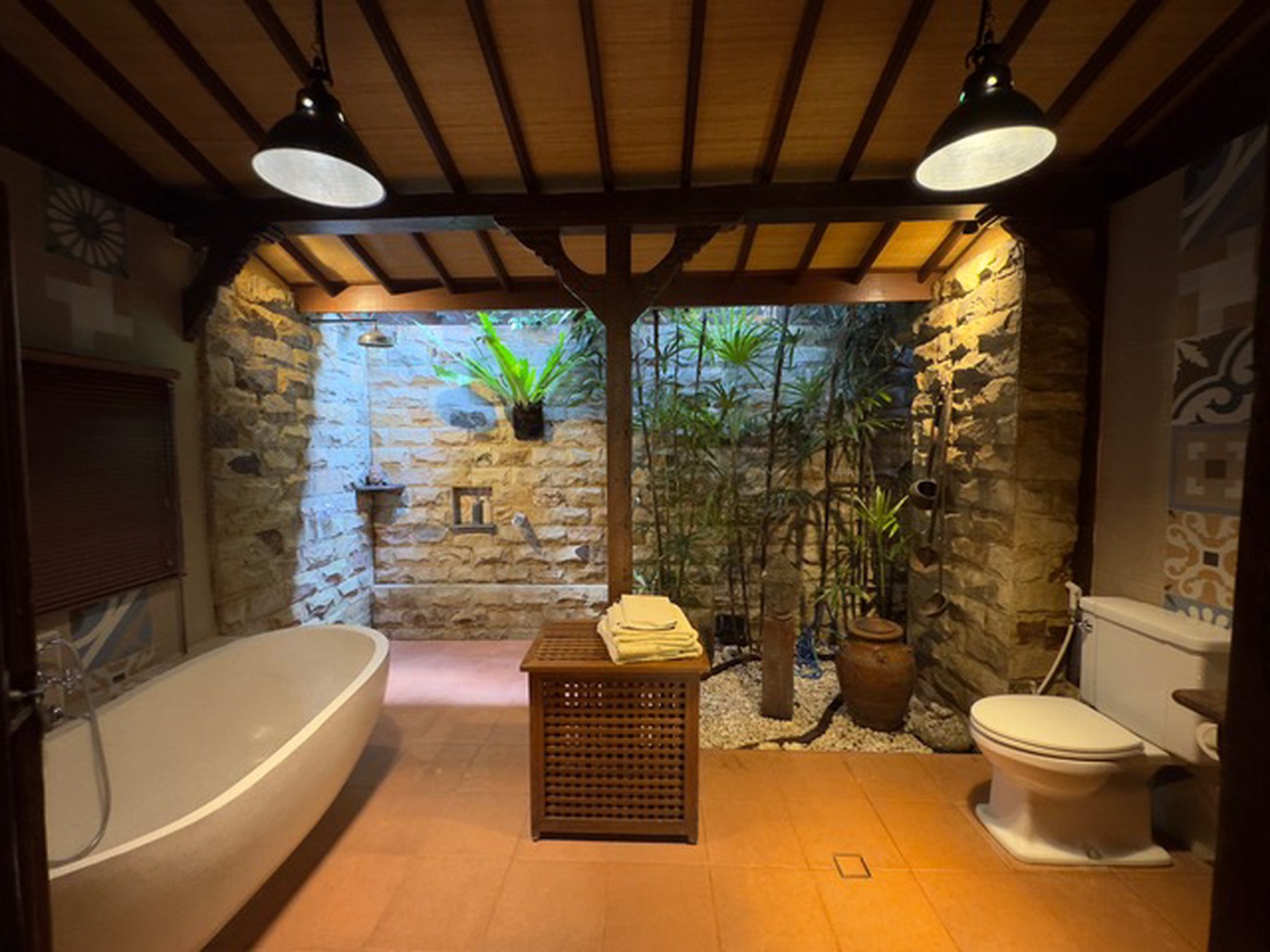 For Sale Two Artistic & Tropical Estate Buildings in Kemenuh, Gianyar