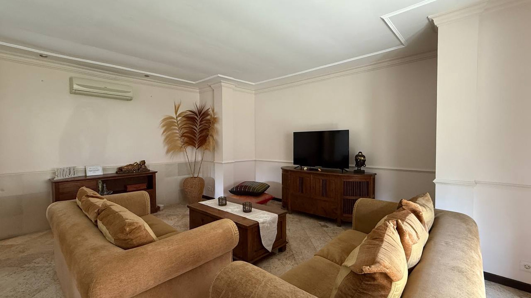 For Sale Exclusive Balinese Style Villa Close to Melasti Beach, Ungasan