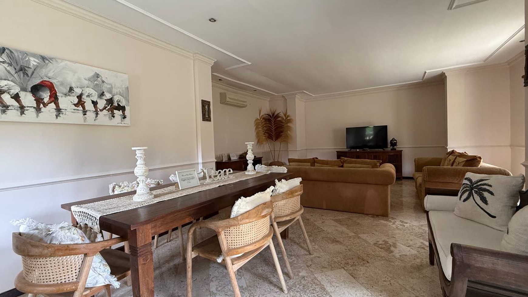 For Sale Exclusive Balinese Style Villa Close to Melasti Beach, Ungasan