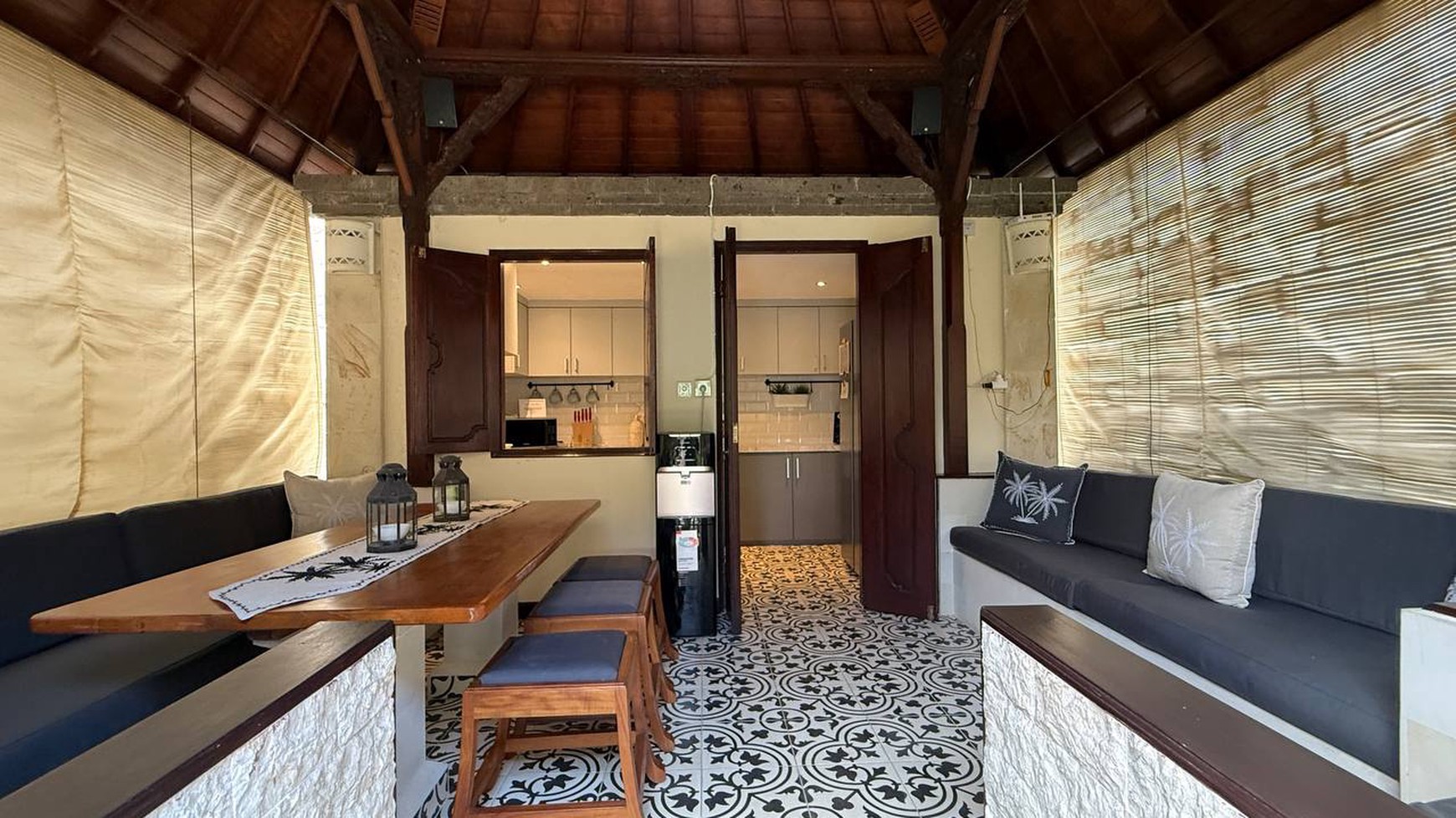 For Sale Exclusive Balinese Style Villa Close to Melasti Beach, Ungasan