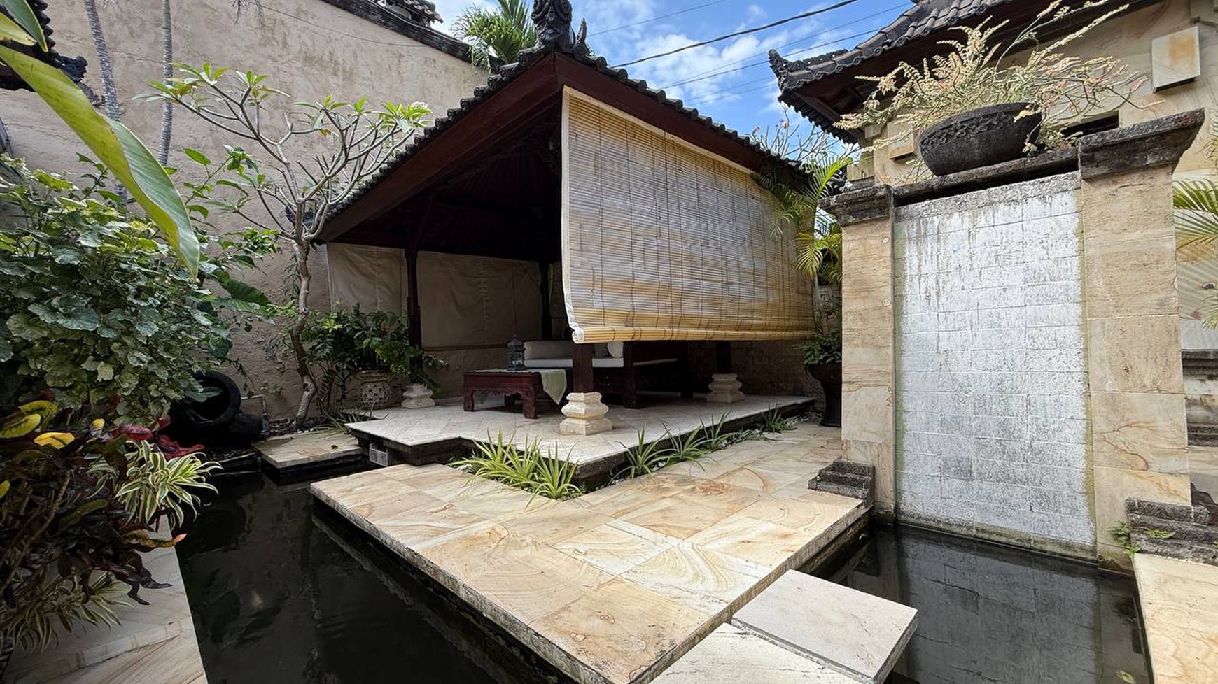 For Sale Exclusive Balinese Style Villa Close to Melasti Beach, Ungasan