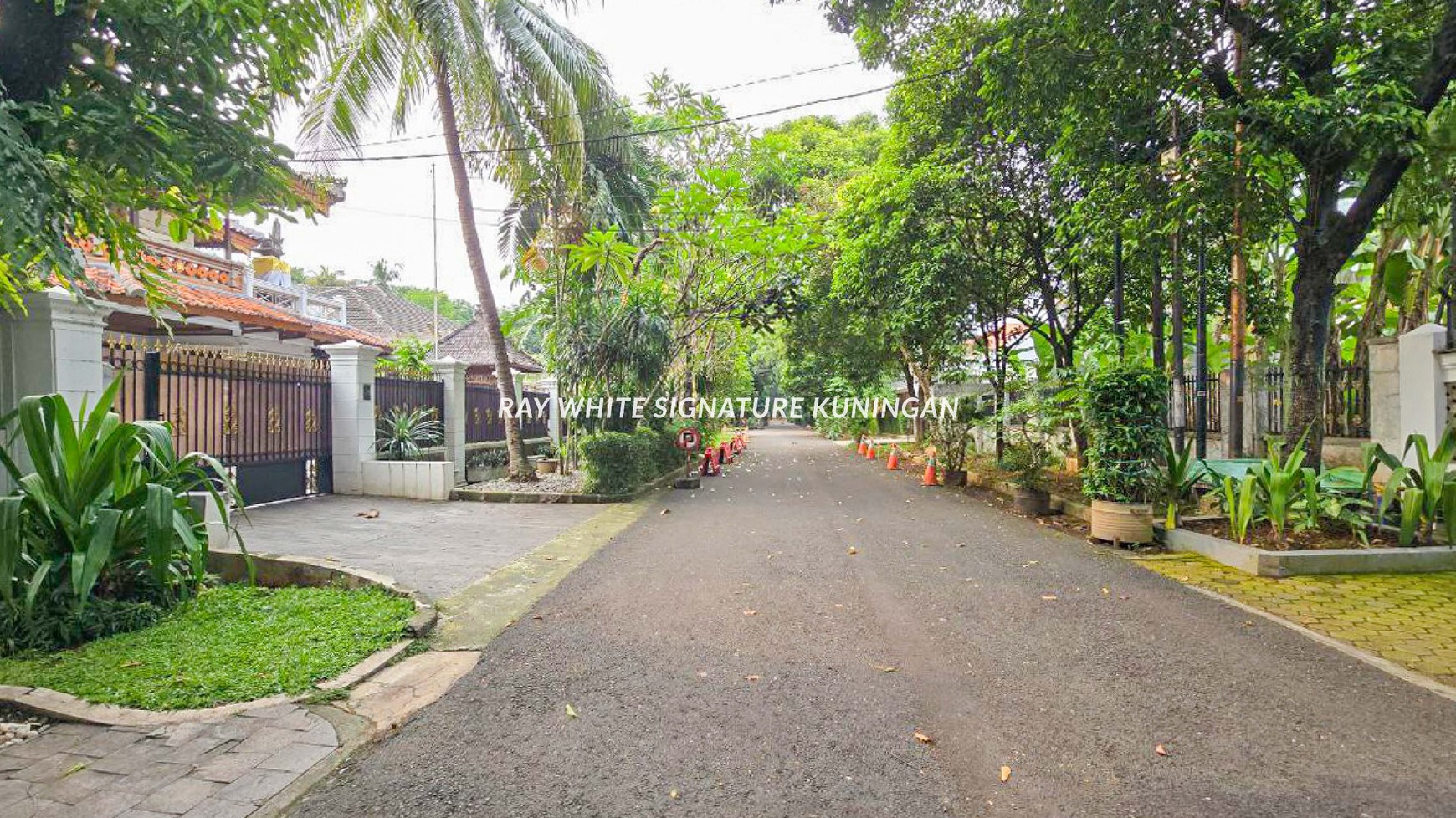 Rumah Hitung Tanah Area Cipete