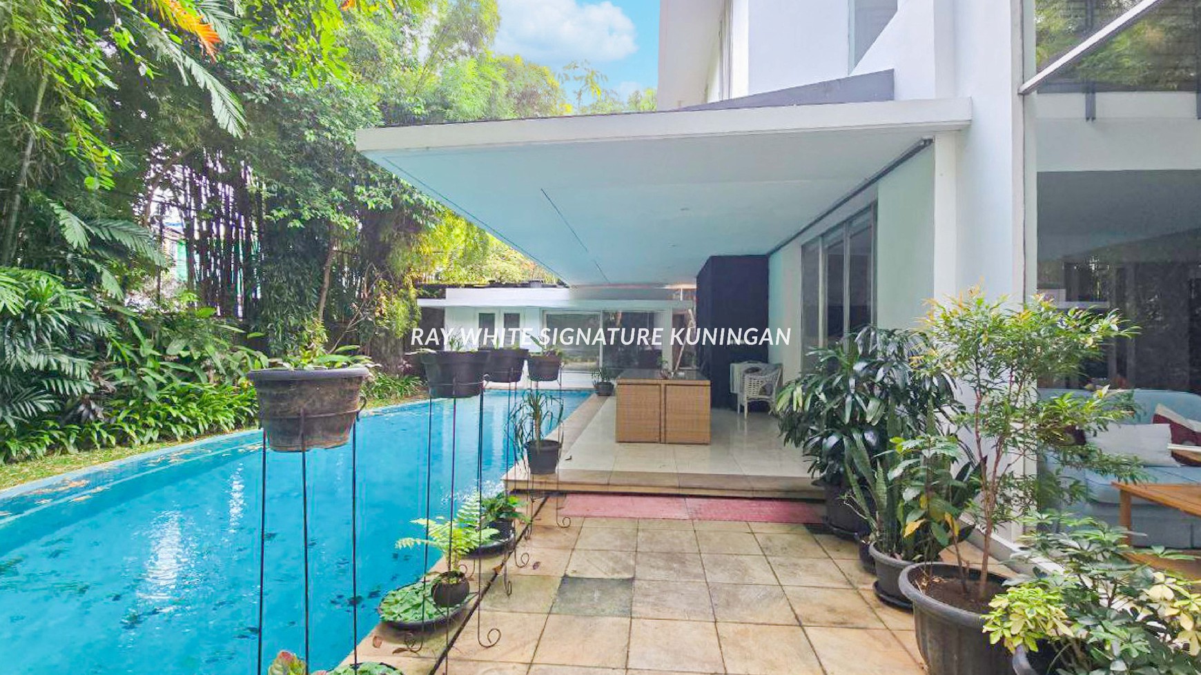 Rumah Hitung Tanah Area Cipete