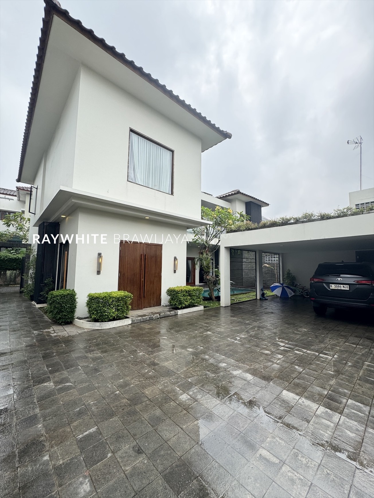 Rumah Hitung Tanah Area Cipete