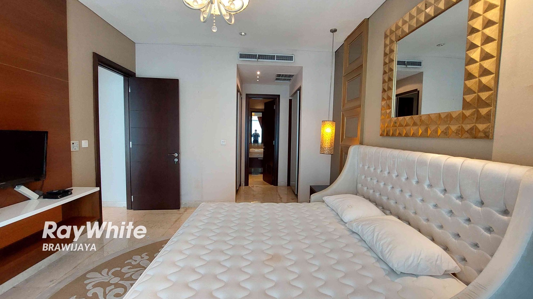 APARTEMEN ESSENCE DHARMAWANGSA, TOWER EAST, LANTAI 3, UNIT POJOKAN, POOL VIEW, SIAP HUNI