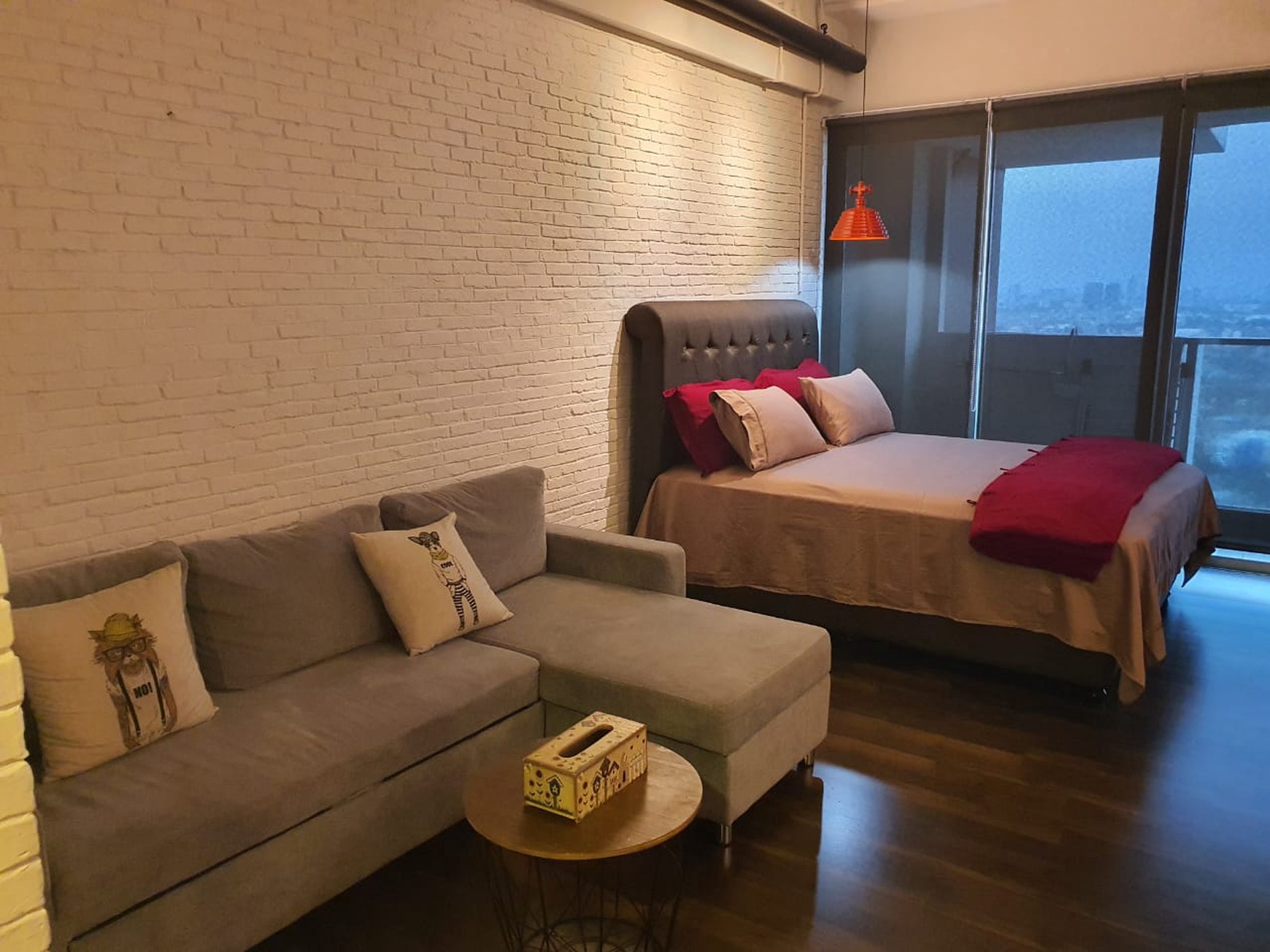 DIJUAL APARTMENT - T. Studio APARTEMEN KEMANG VILLAGE.