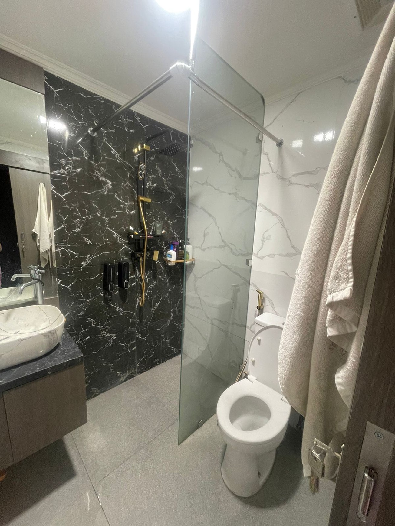 Dijual Apartemen Puri Imperium - Kuningan Setiabudi, 3BR + 1, Luas 134 m, Lokasi Prima