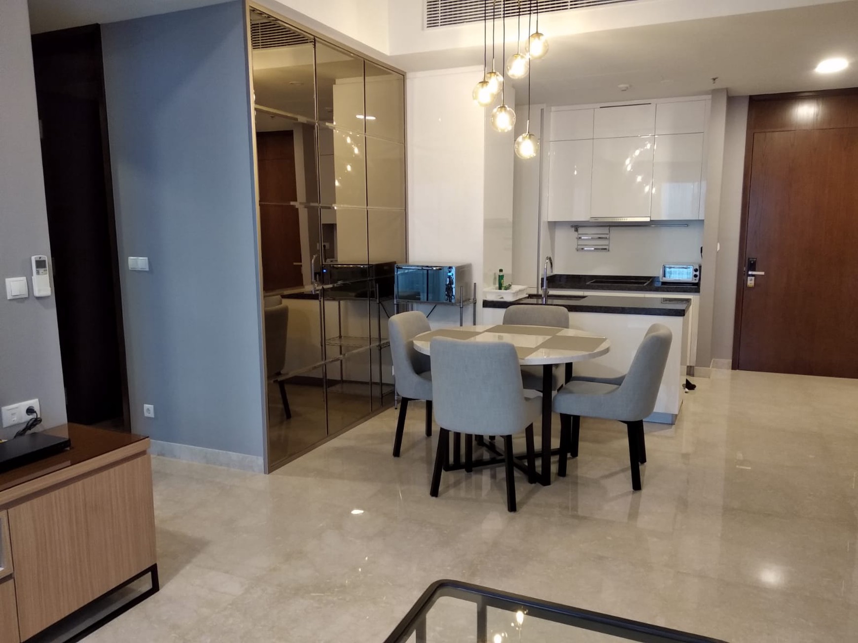 Disewakan Apartemen Anandamaya Residences - Lantai 37, Luas 131 m, 2 Kamar Tidur
