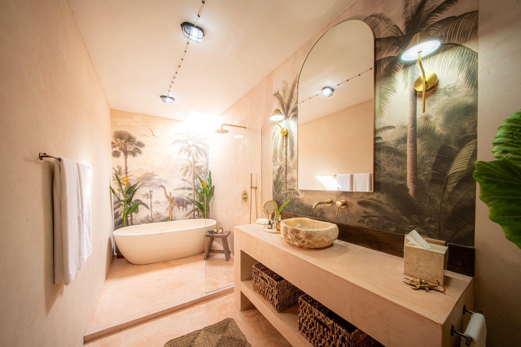 Leasehold - Bali's First Dinosaur-Themed Private Villa in Canggu, Bali