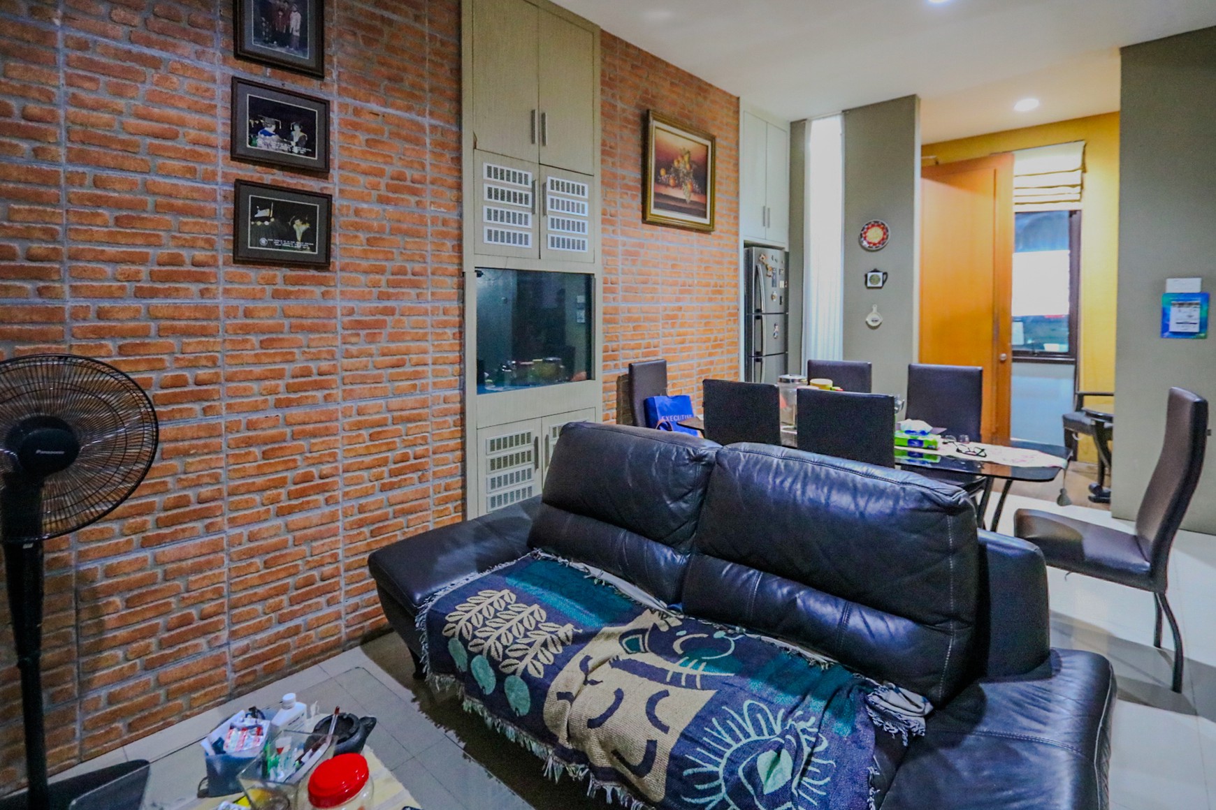 RUMAH DI MENTENG ATAS, SETIABUDI, BONUS USAHA KOST, DEKAT TEBET, KUNINGAN