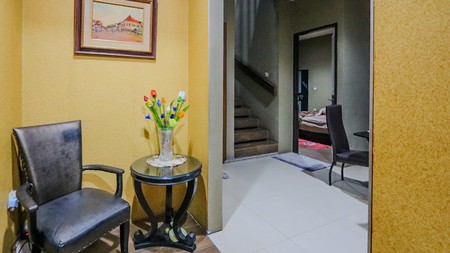 RUMAH DI MENTENG ATAS, SETIABUDI, BONUS USAHA KOST, DEKAT TEBET, KUNINGAN