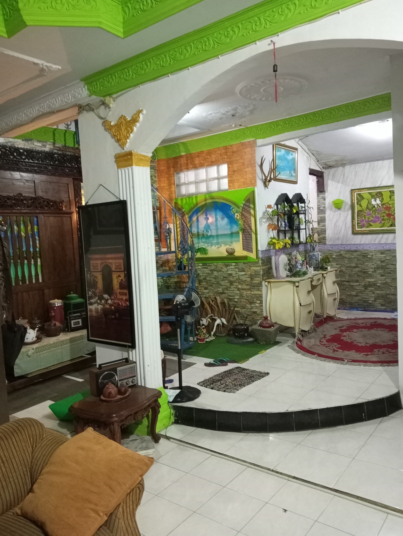Rumah lokasi bagus di Kemanggisan, Palmerah, Jakarta Barat