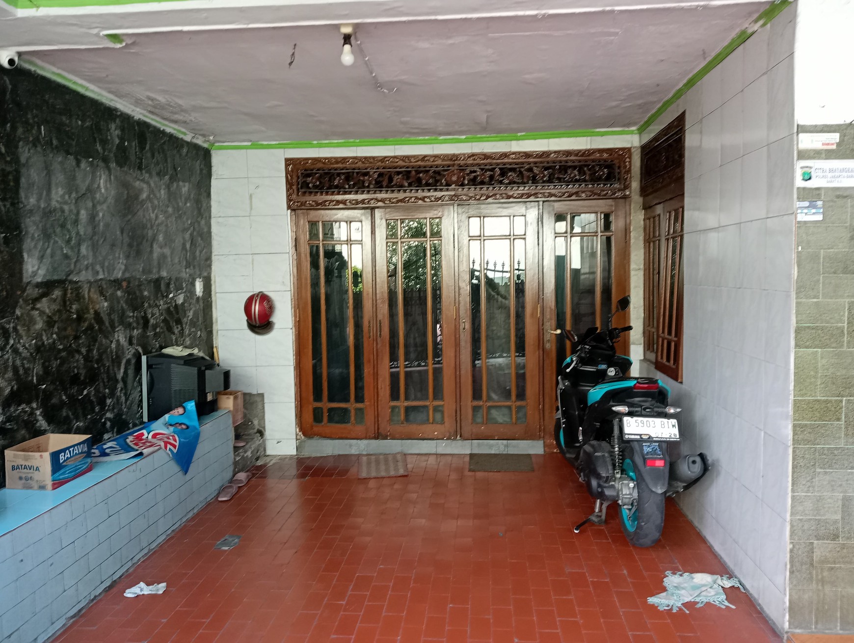 Rumah lokasi bagus di Kemanggisan, Palmerah, Jakarta Barat