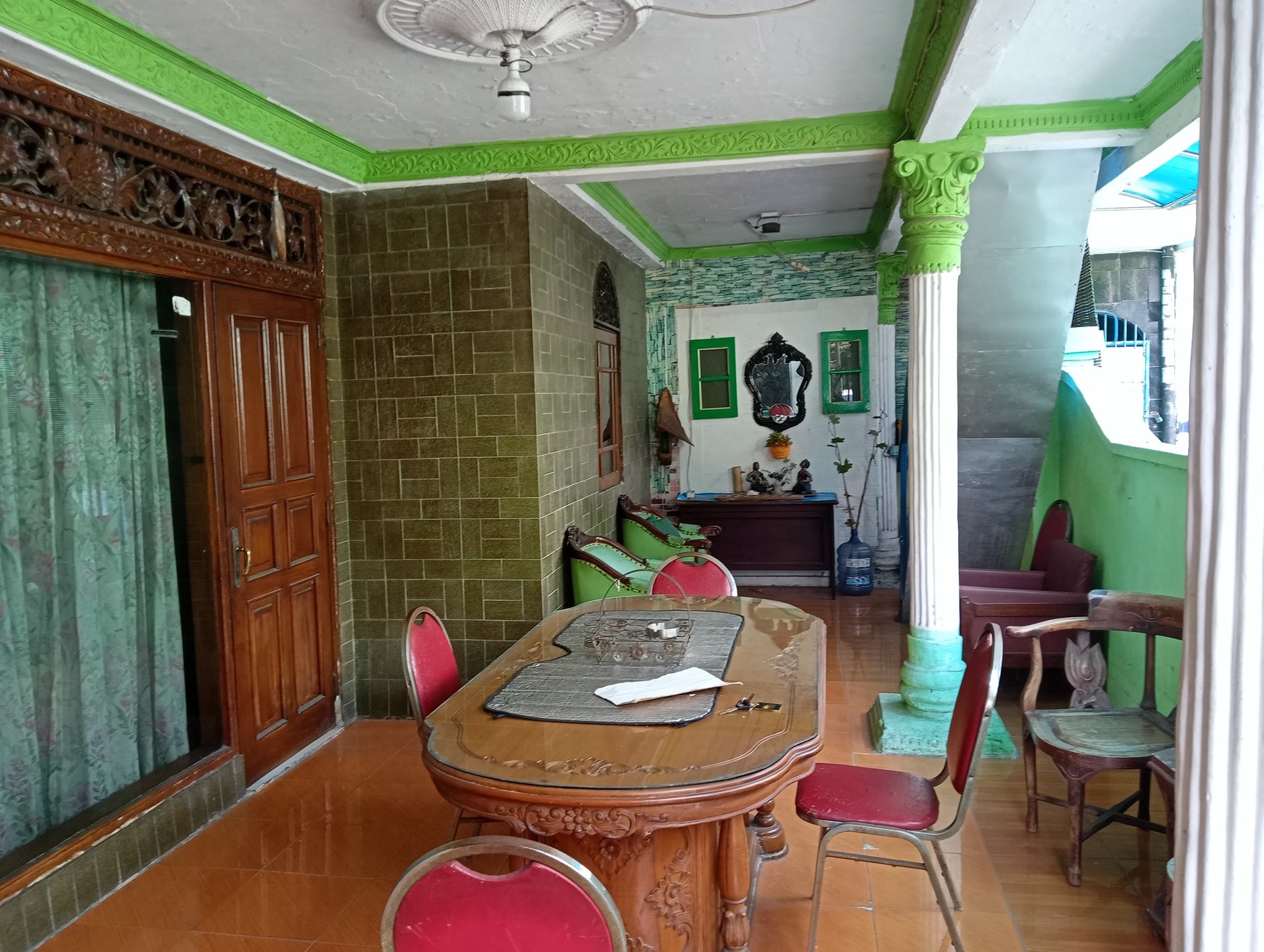Rumah lokasi bagus di Kemanggisan, Palmerah, Jakarta Barat