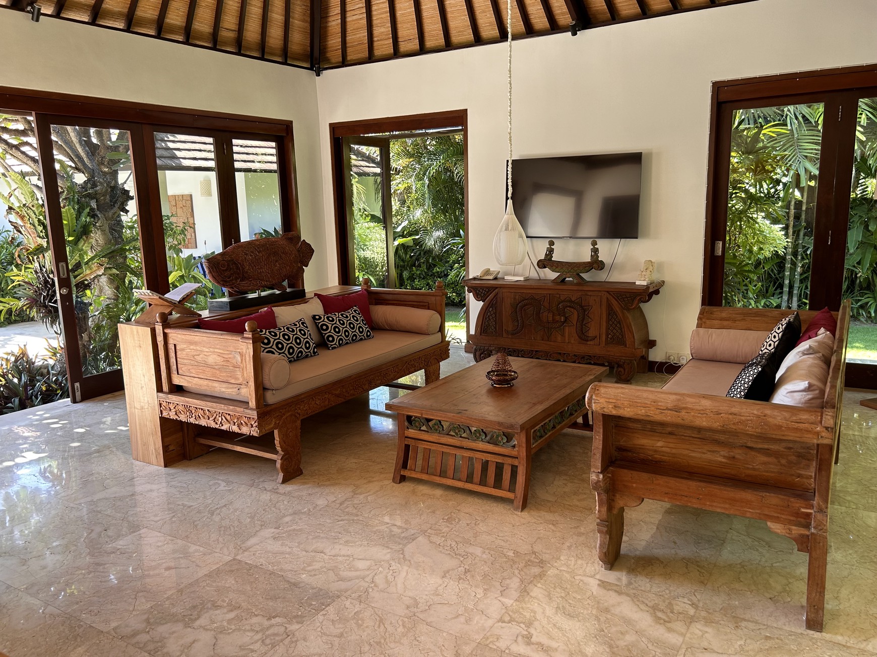 Freehold - Where Luxury Meets the Sea - Rare Oceanview Villa in Amed, Bali!