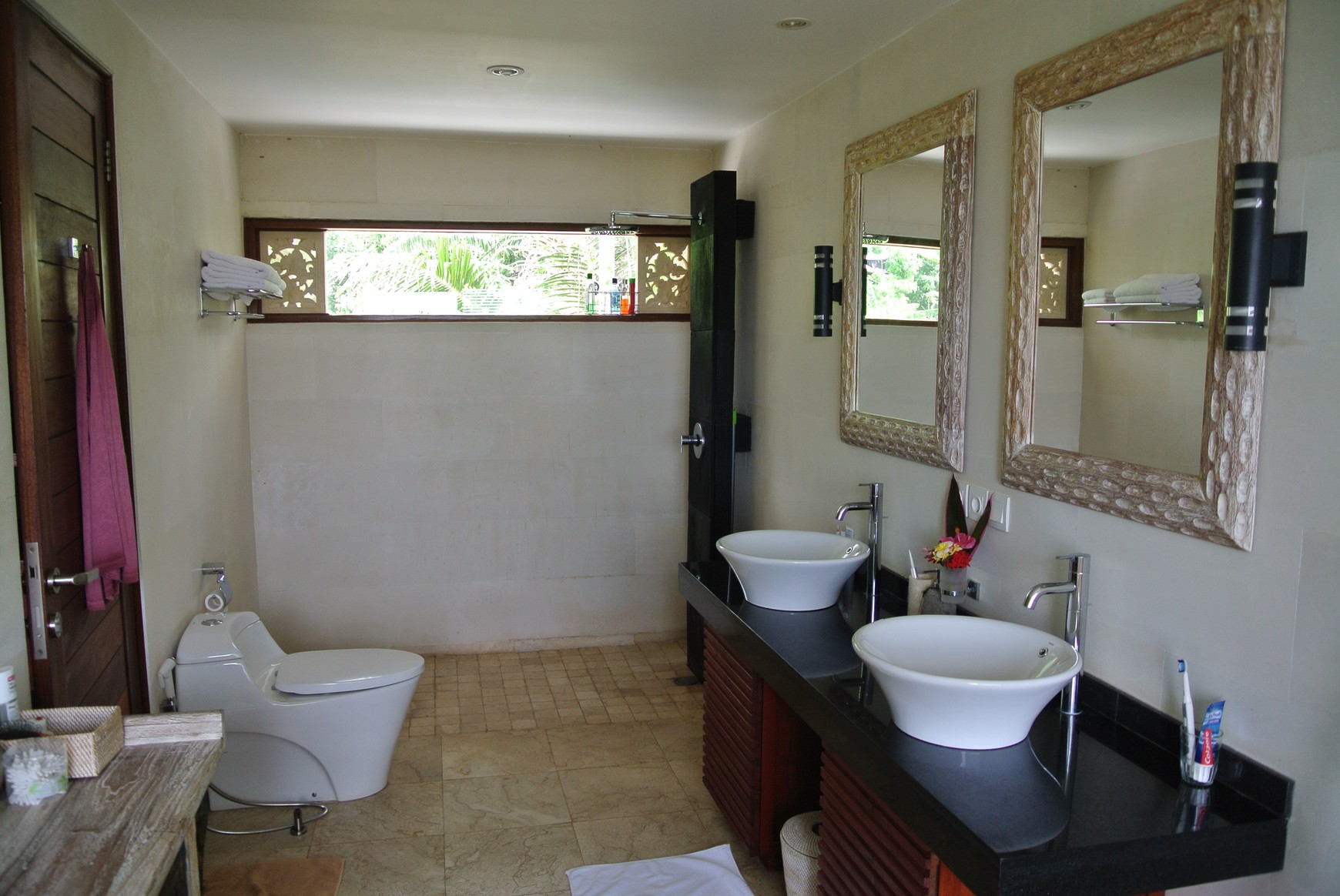 Freehold - Where Luxury Meets the Sea - Rare Oceanview Villa in Amed, Bali!