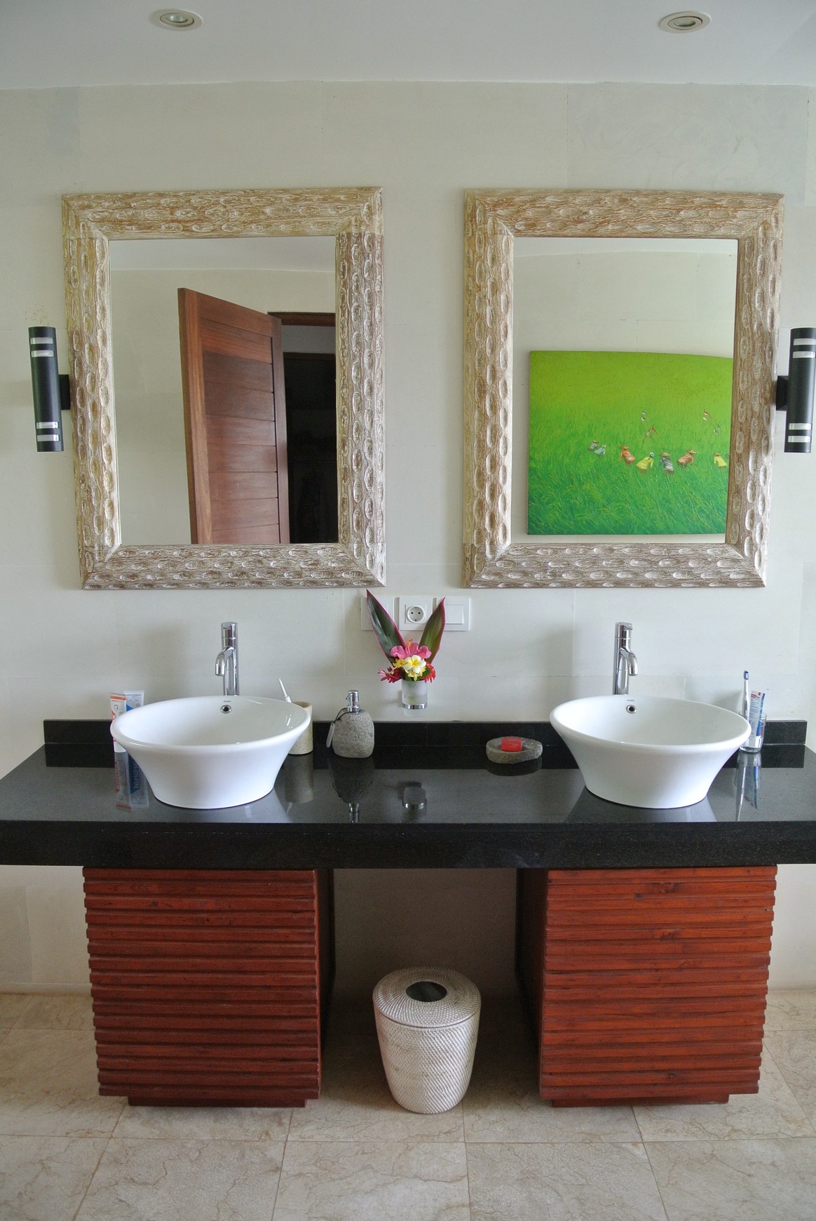 Freehold - Where Luxury Meets the Sea - Rare Oceanview Villa in Amed, Bali!