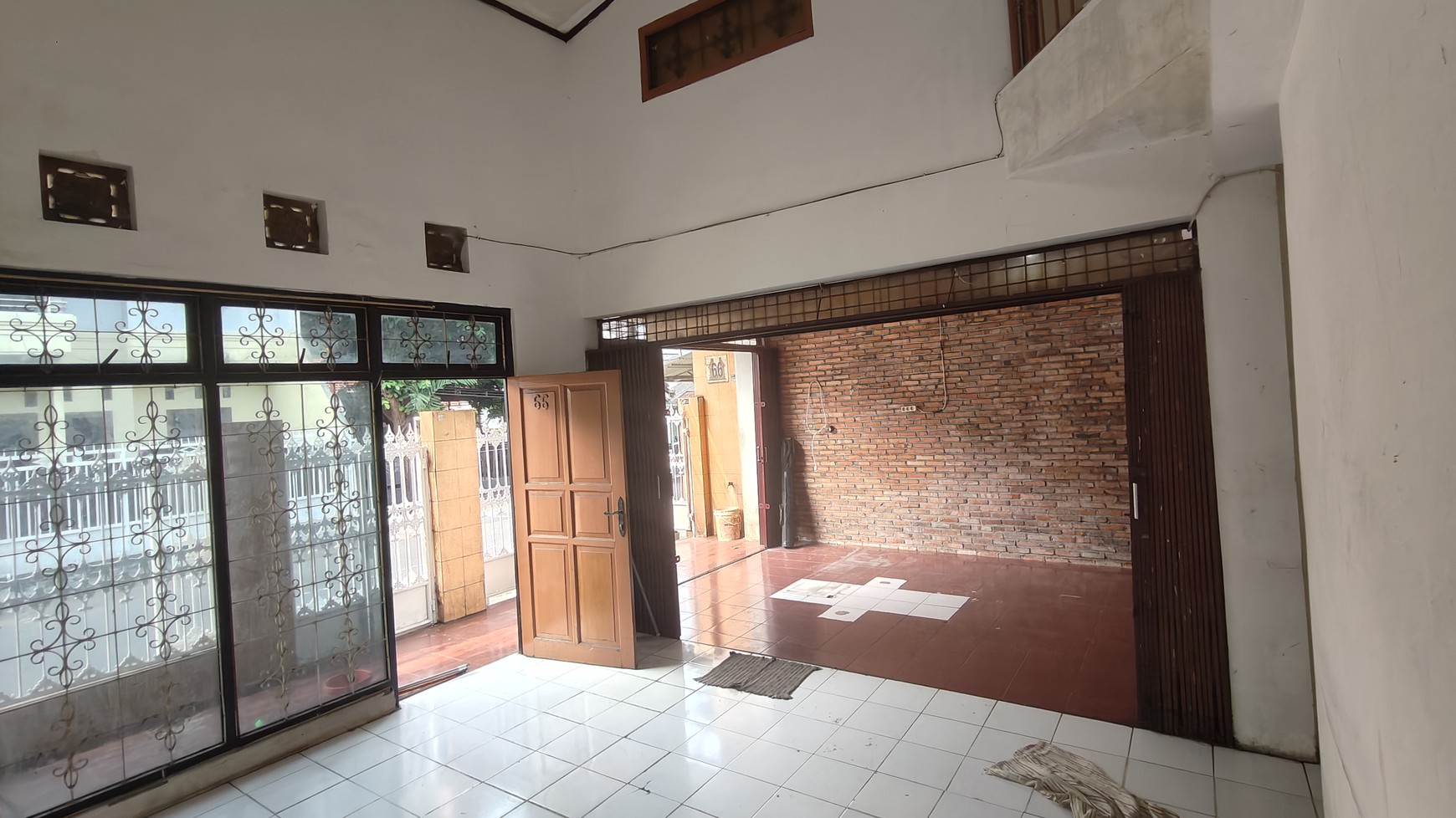 Rumah cocok untuk Kos Kosan atau usaha strategis di Jl. Mampang Prapatan IV