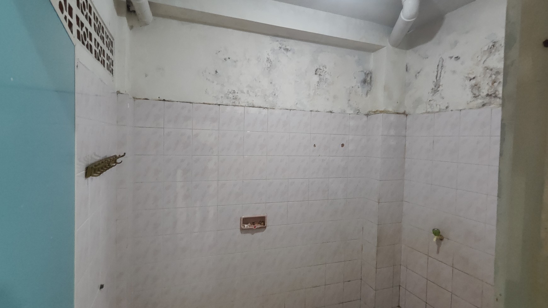 Rumah cocok untuk Kos Kosan atau usaha strategis di Jl. Mampang Prapatan IV