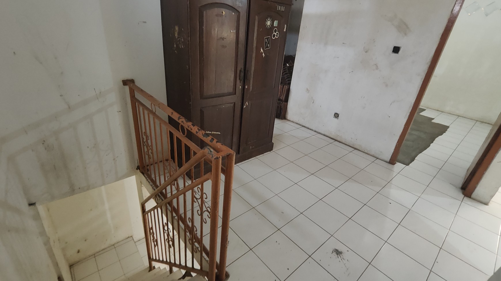 Rumah cocok untuk Kos Kosan atau usaha strategis di Jl. Mampang Prapatan IV