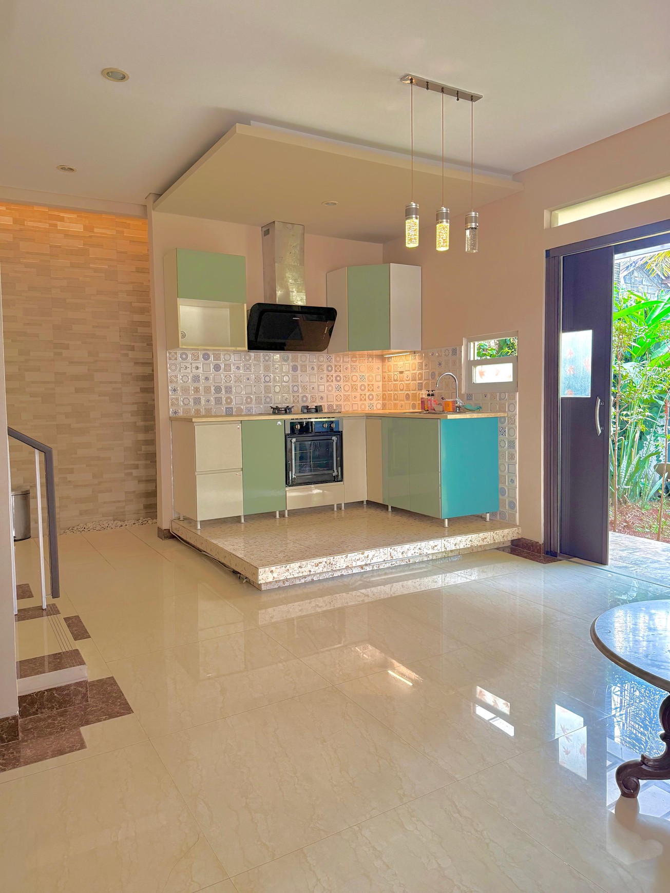 Rumah minimalis hunian modern untuk keluarga muda Pondok Ranji