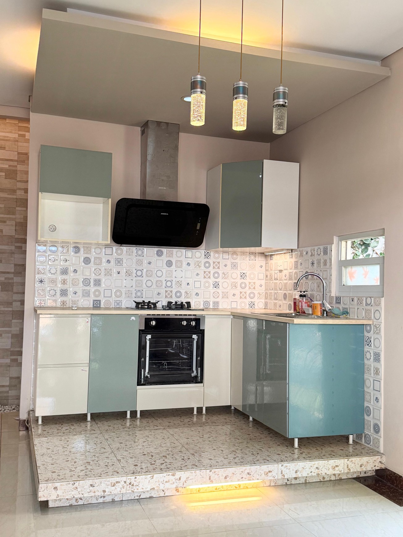 Rumah minimalis hunian modern untuk keluarga muda Pondok Ranji