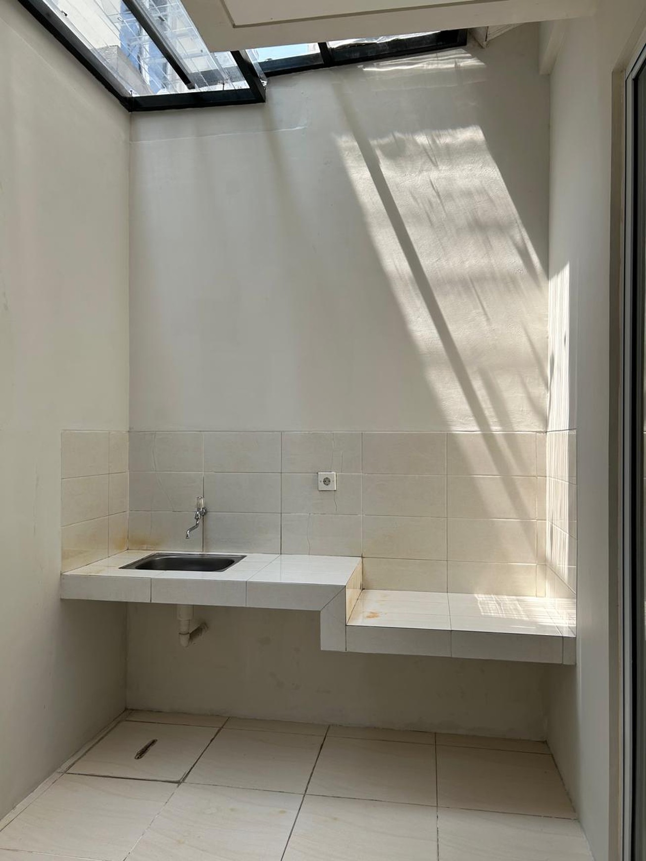 Rumah Hunian Asri Nyaman di Jantung BSD City - Cluster Azura Vanya Park