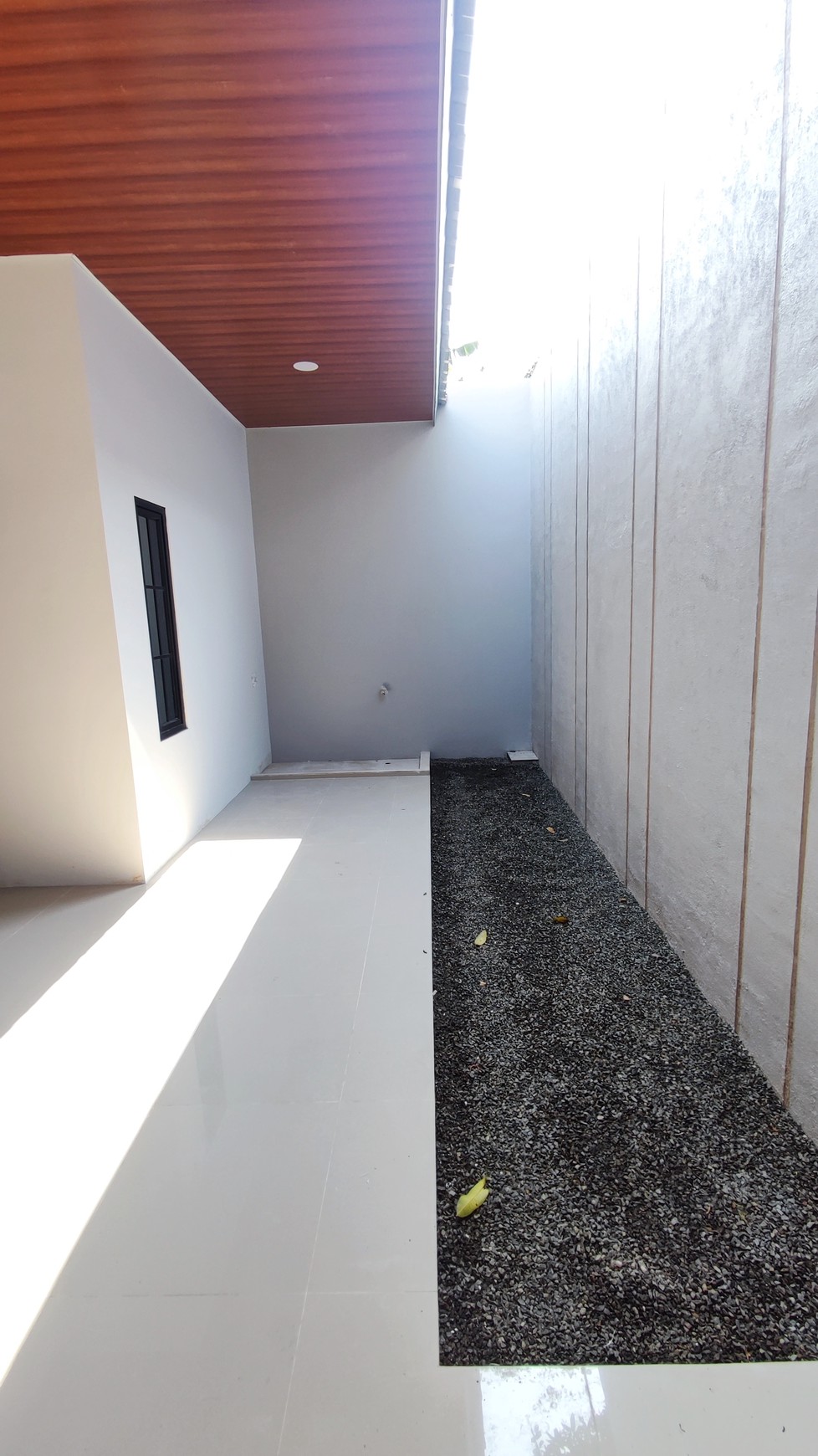 Best Price. Rumah bagus Bumi Puspitek Asri, Pagedangan