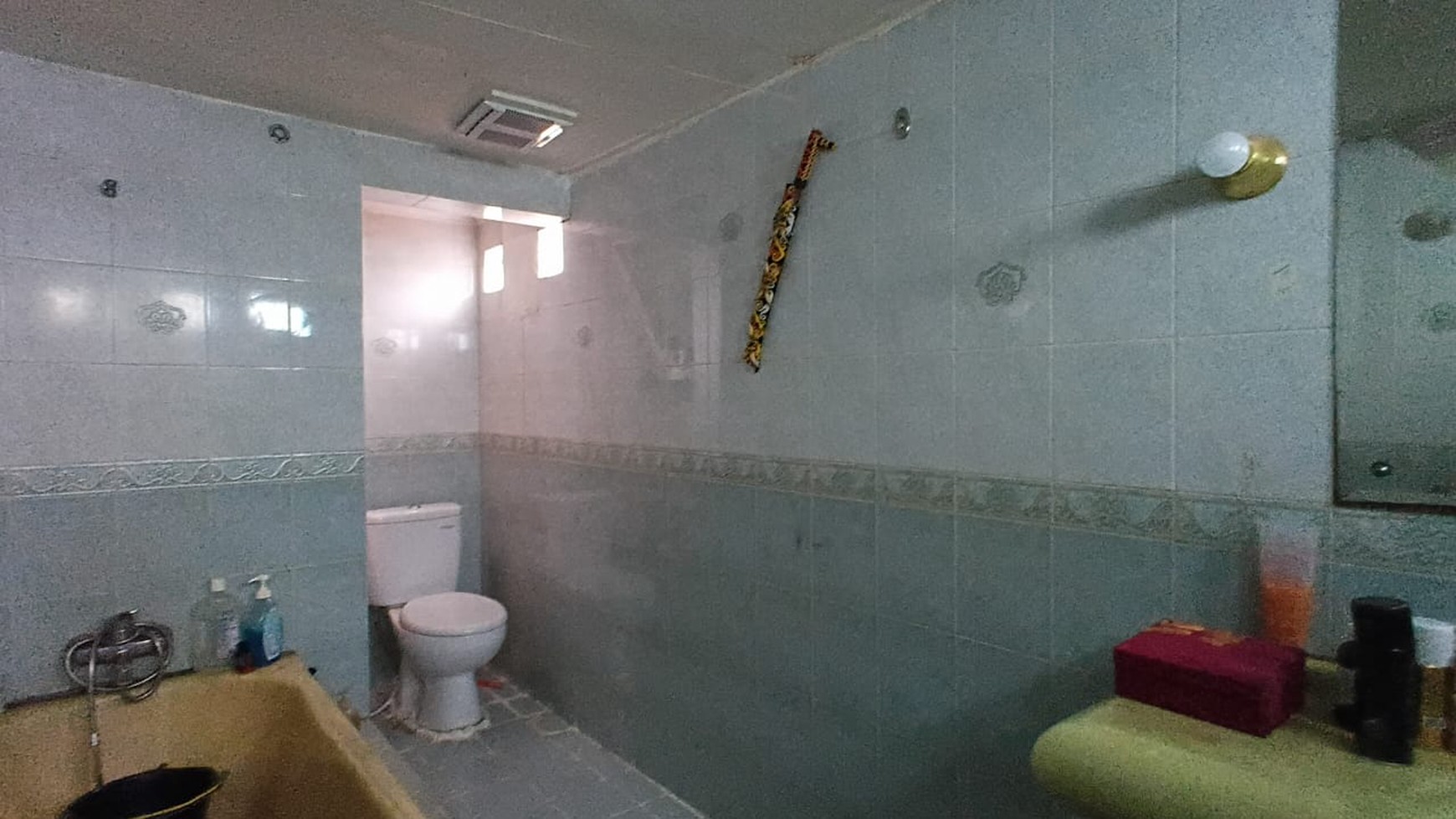 Rumah 2,5 Lantai di Tebet Utara - Strategis & Bebas Banjir