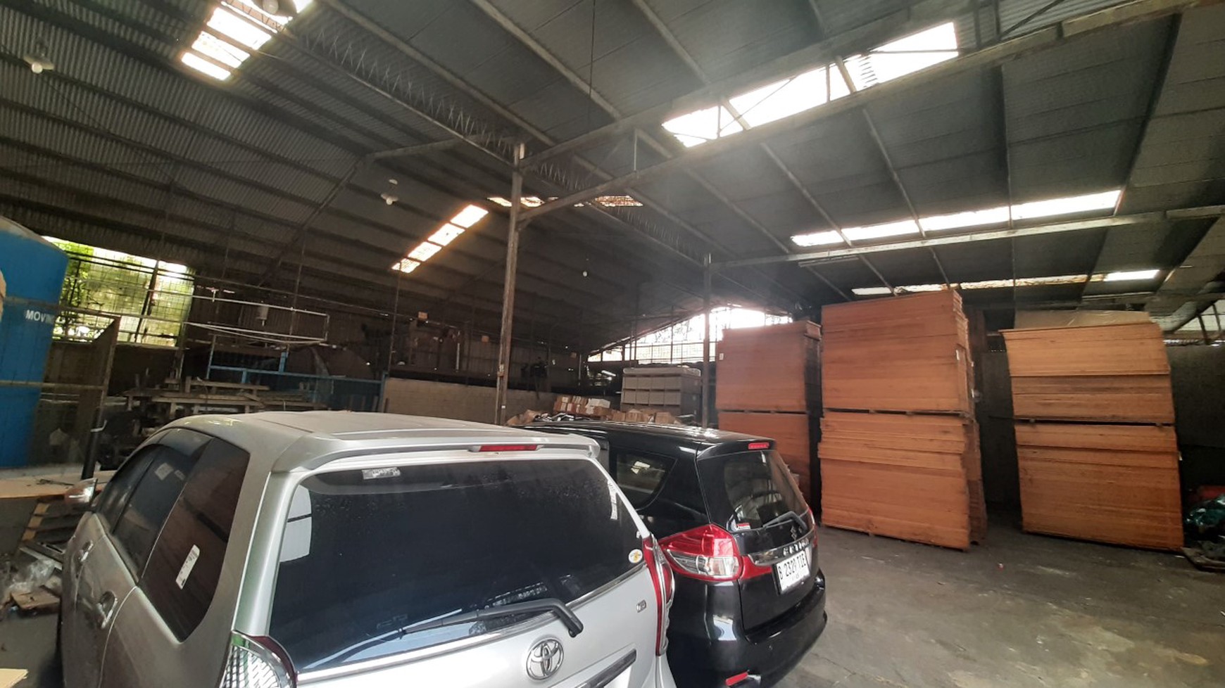 Gudang Raya Daan Mogot