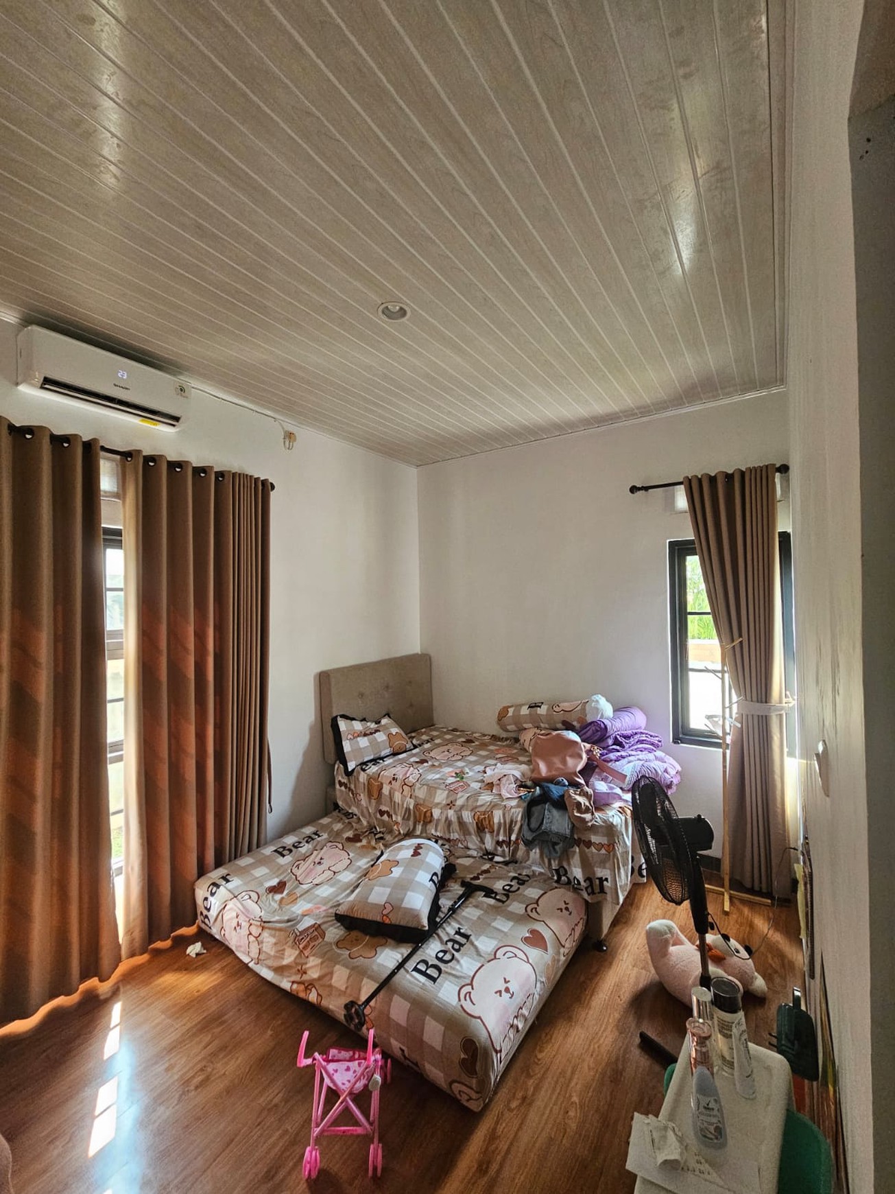 Rumah 2 Lantai Dijual di Bumi Puspitek Asri Tangerang
