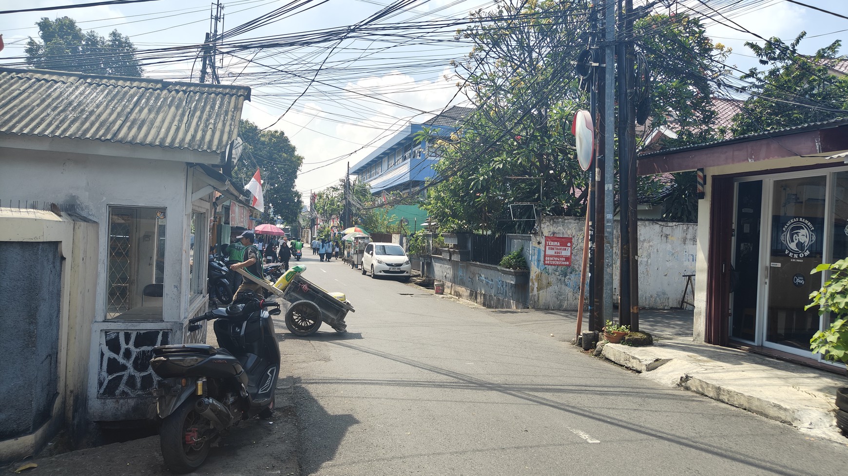 Rumah 2 Lantai di Mampang Prapatan Tegal Parang